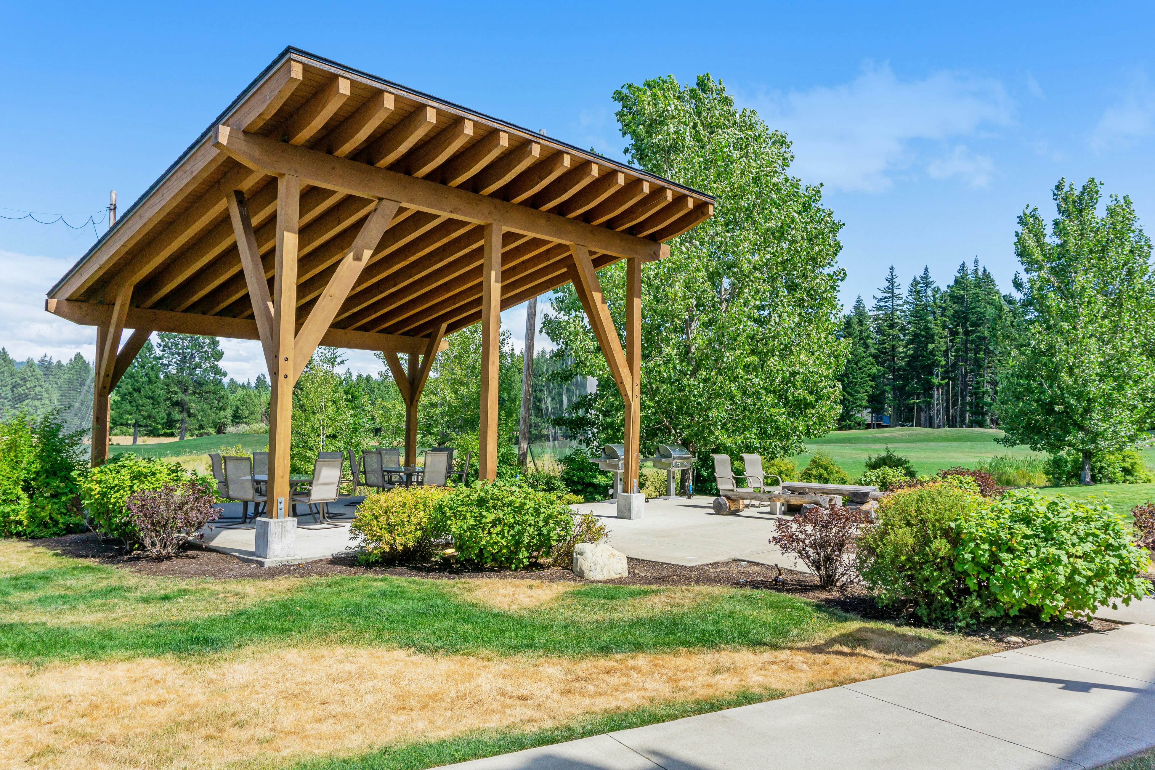 Trailhead Lodge #302