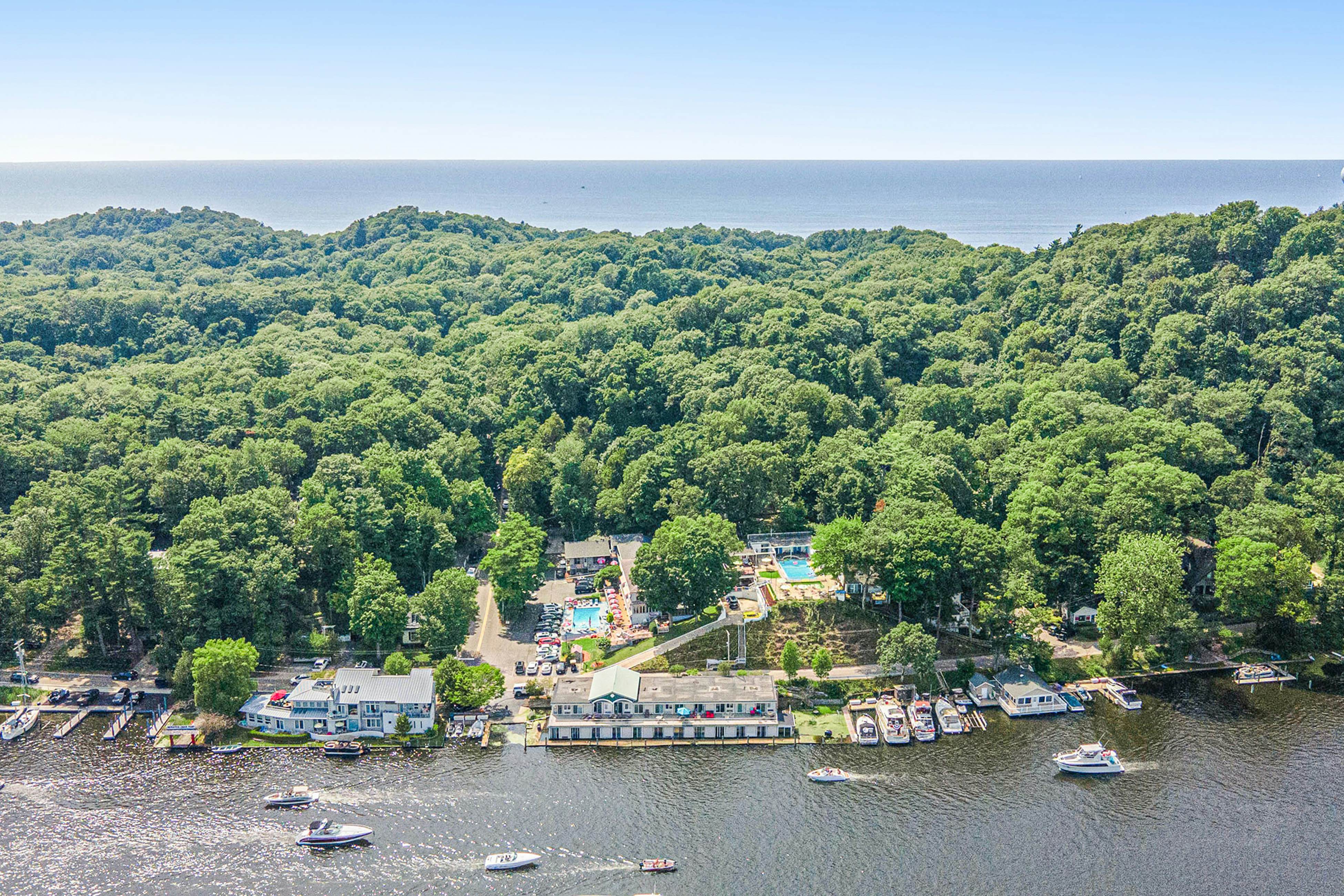 Waterside Suites Unit 5 0 BD Saugatuck, MI Vacation Rental Vacasa