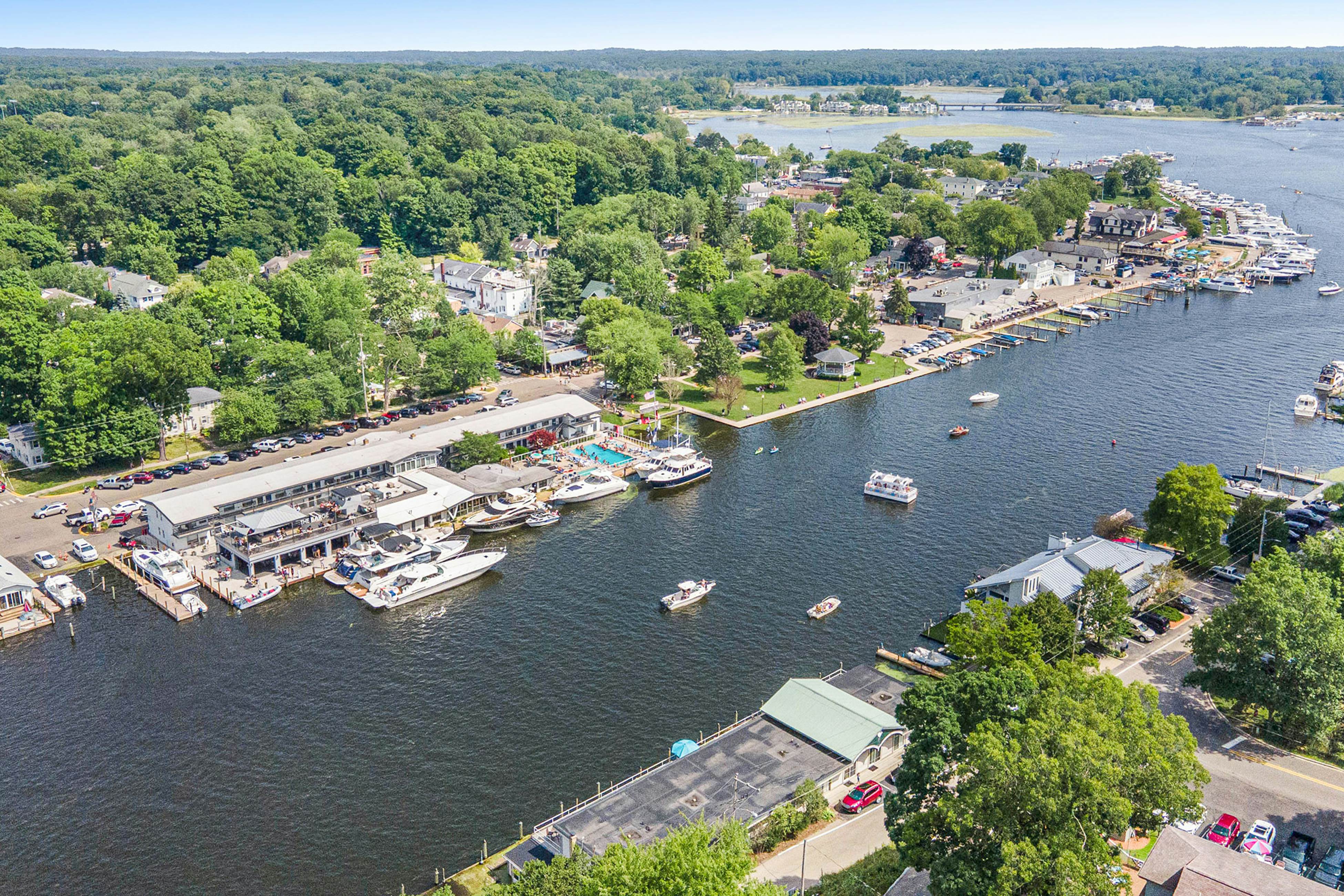 Waterside Suites Unit 5 0 BD Saugatuck, MI Vacation Rental Vacasa