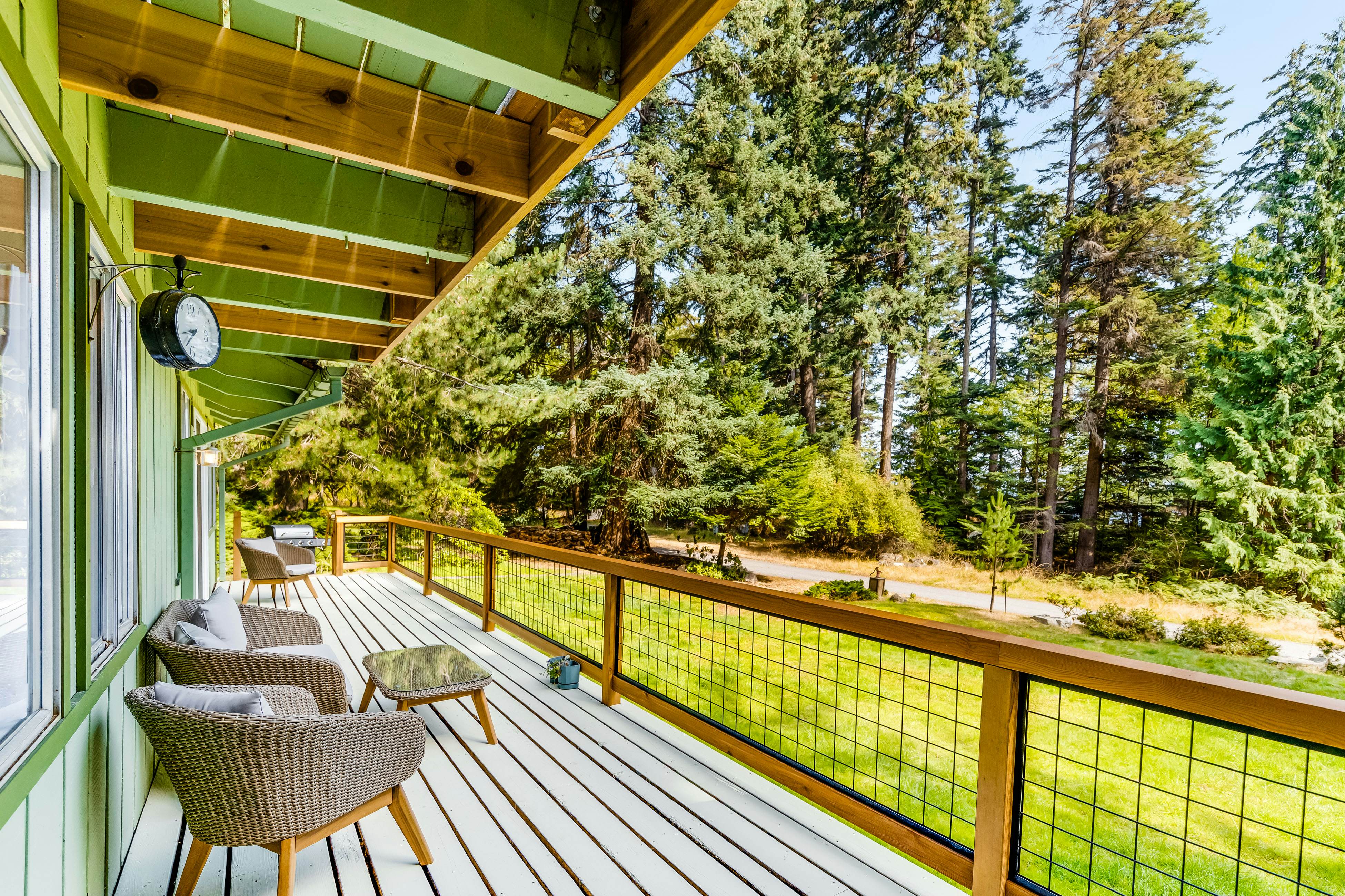 Tall Cedars Cabin By The Water