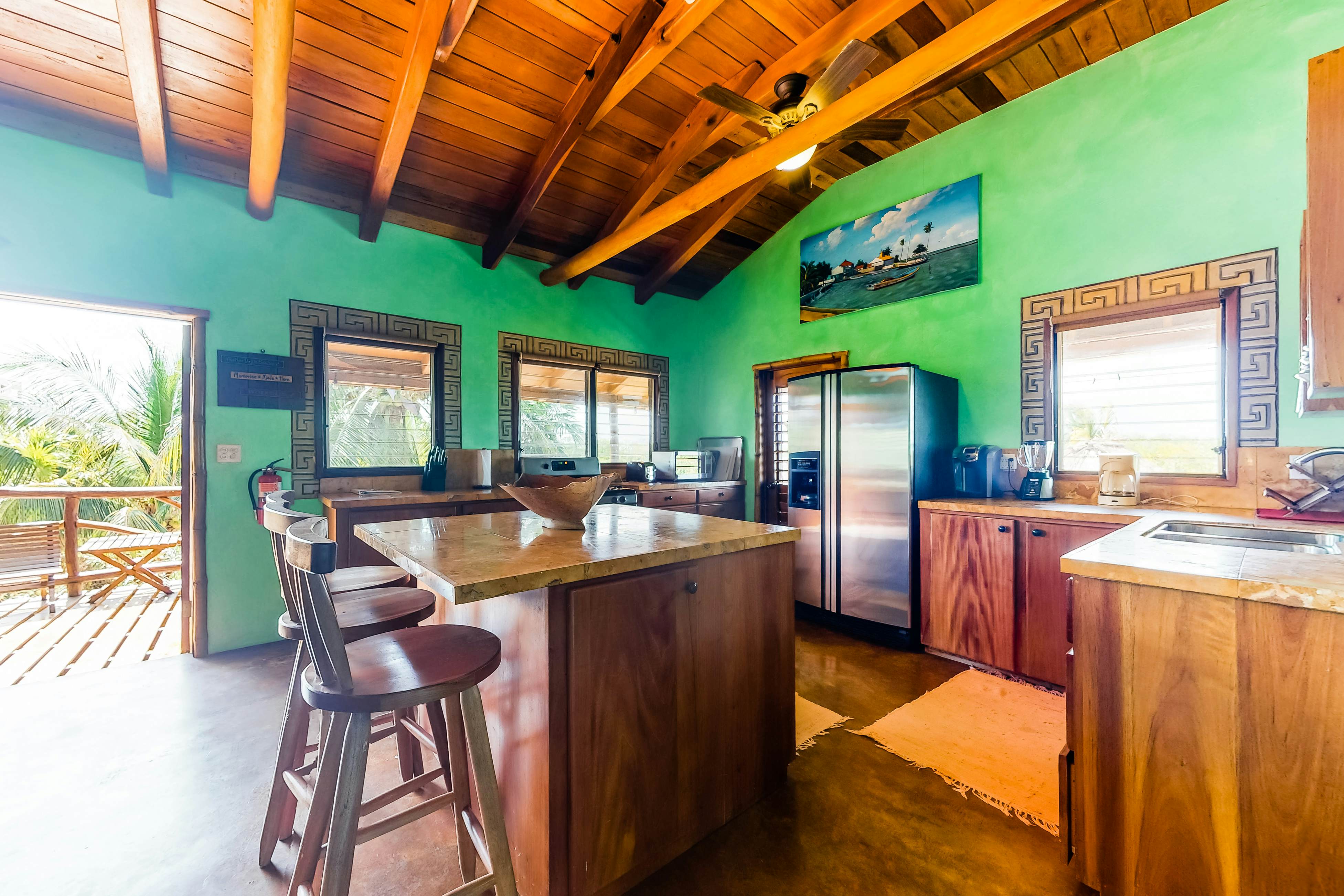 La Casa Pura Vida *Gold Standard Certified 3 BD San Pedro, Be