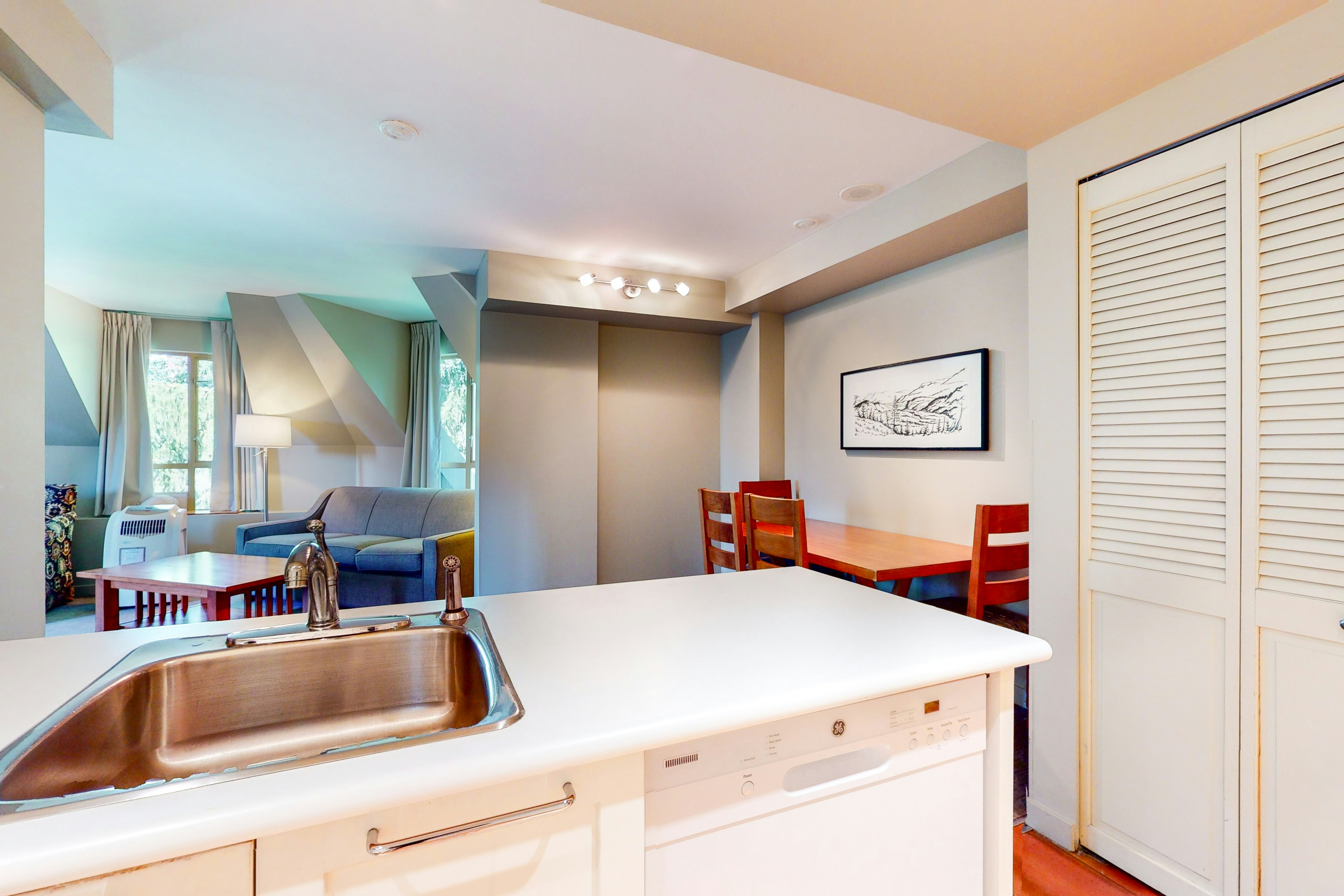 Whistler Peak Lodge 420