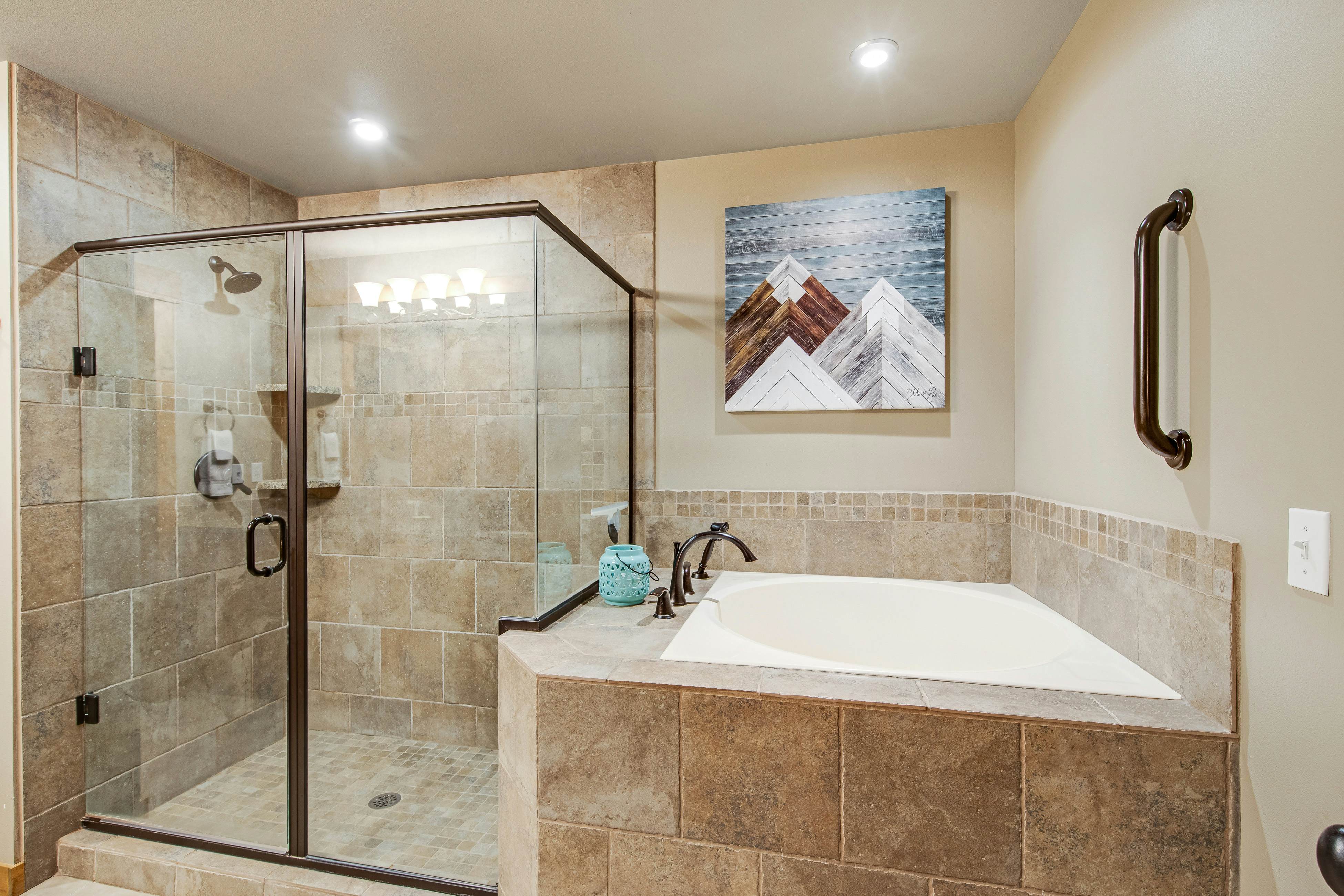 Trailhead Lodge #302