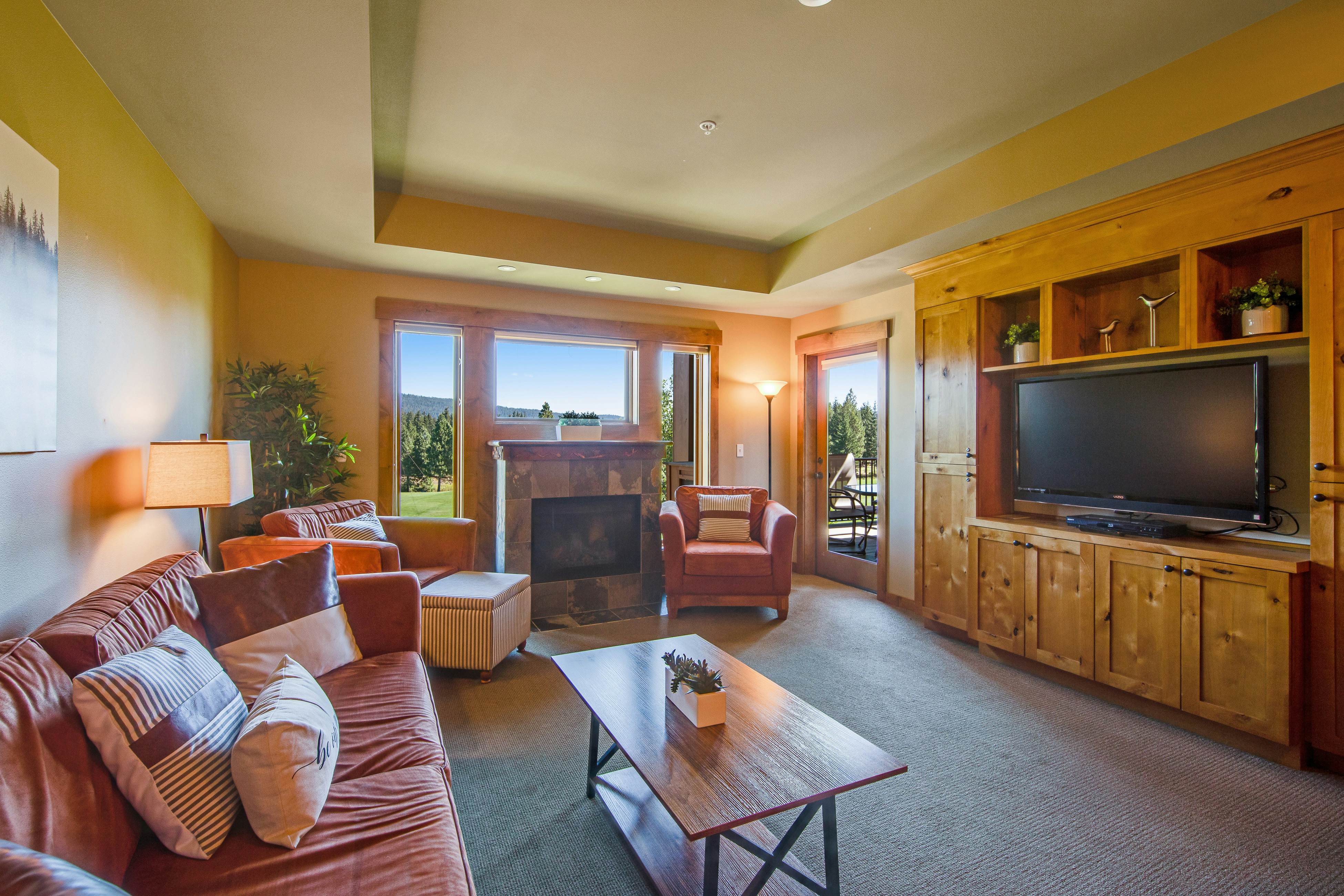 Trailhead Lodge #302