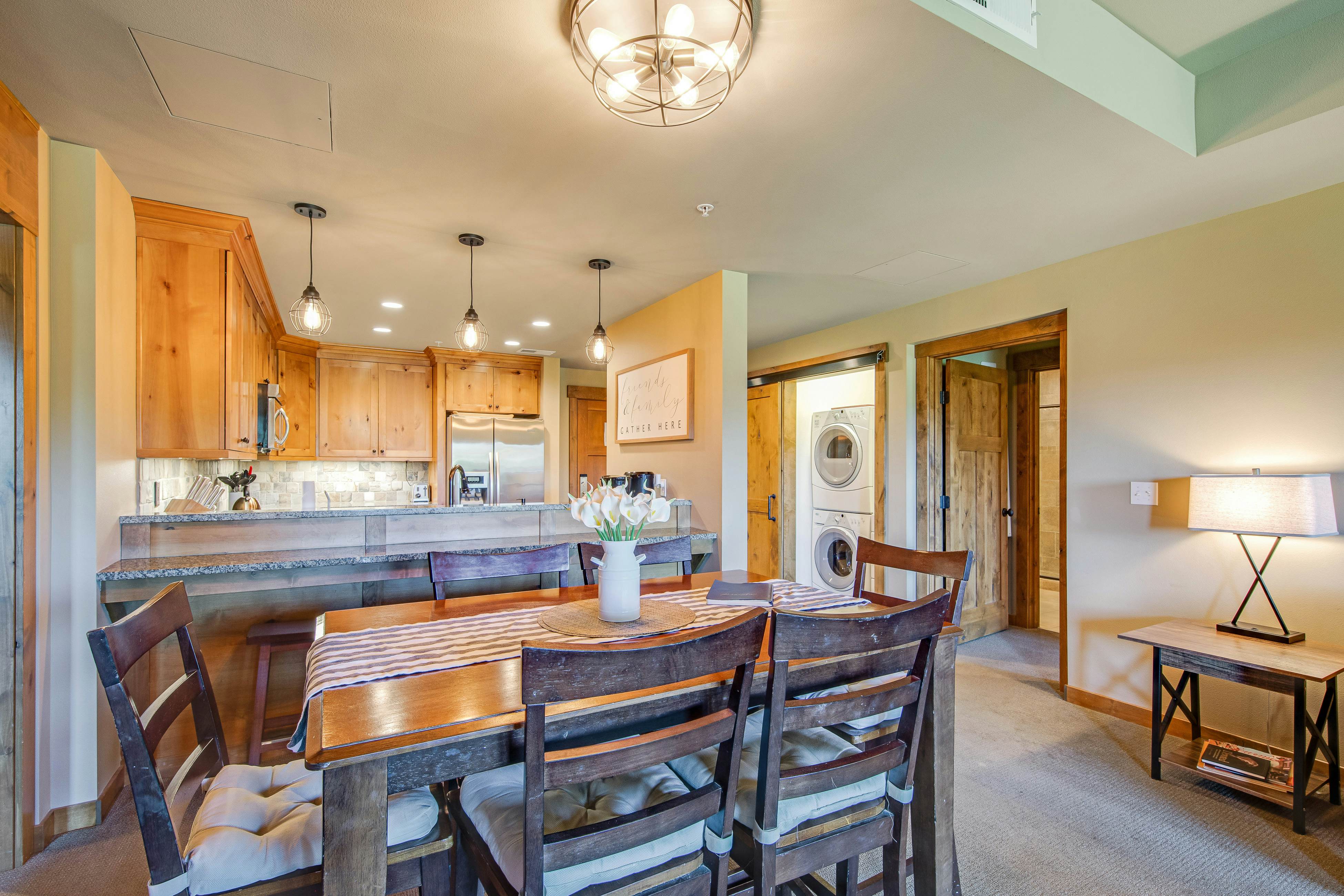 Trailhead Lodge #302