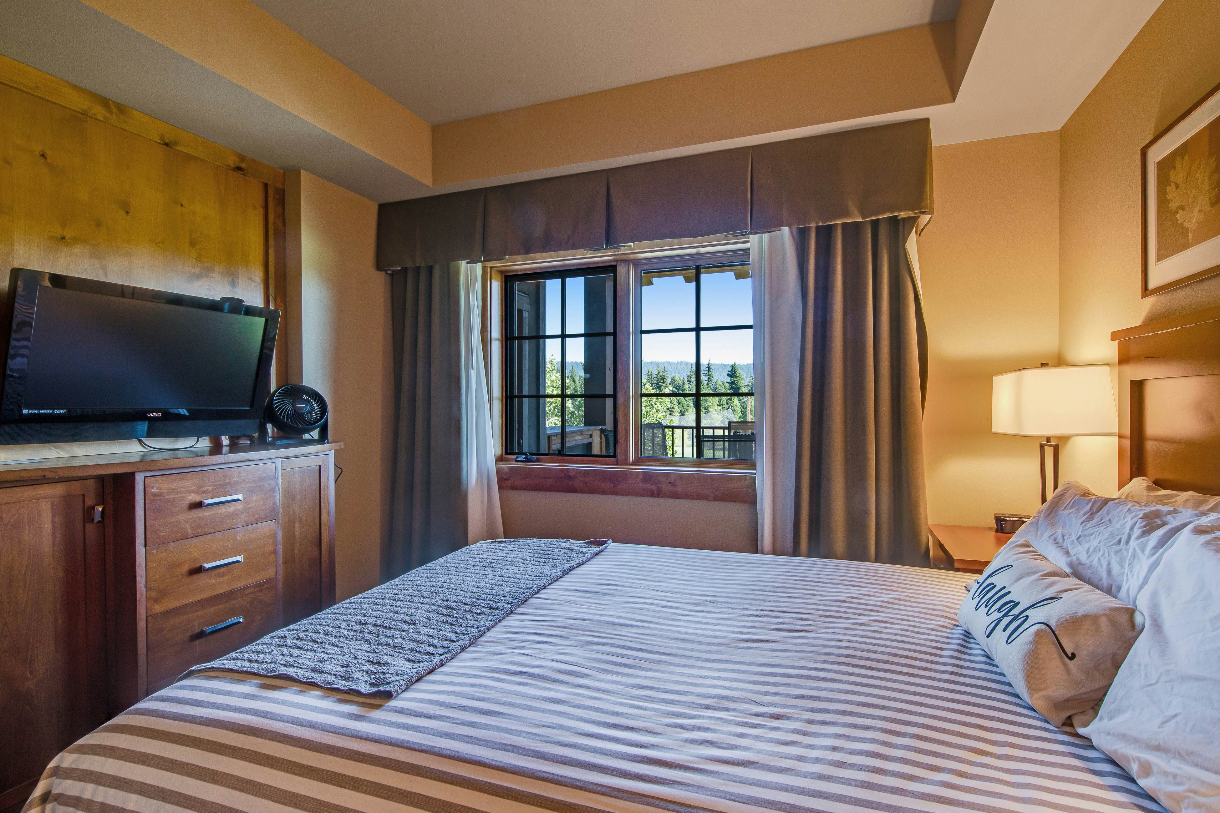 Trailhead Lodge #302