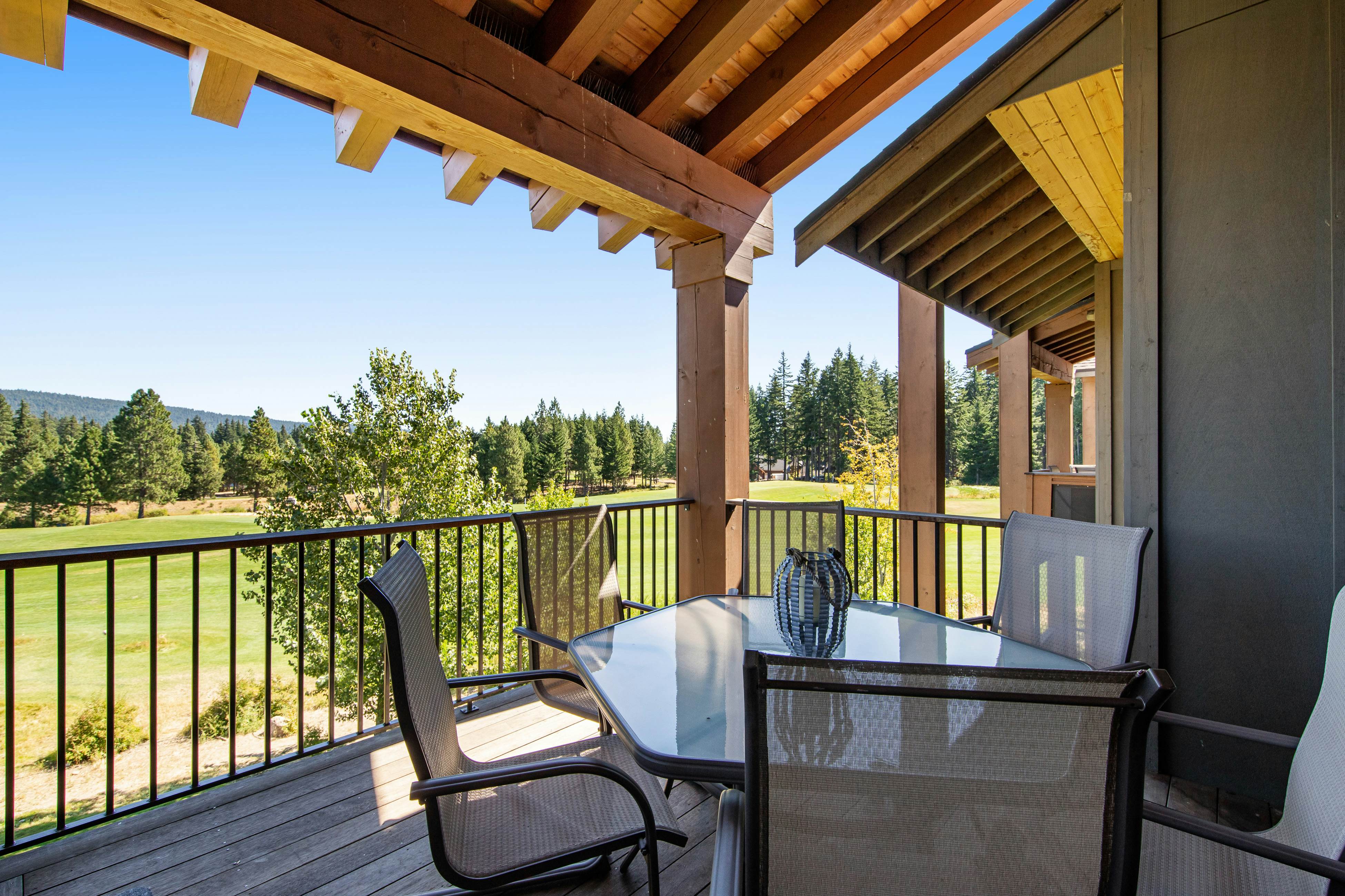 Trailhead Lodge #302