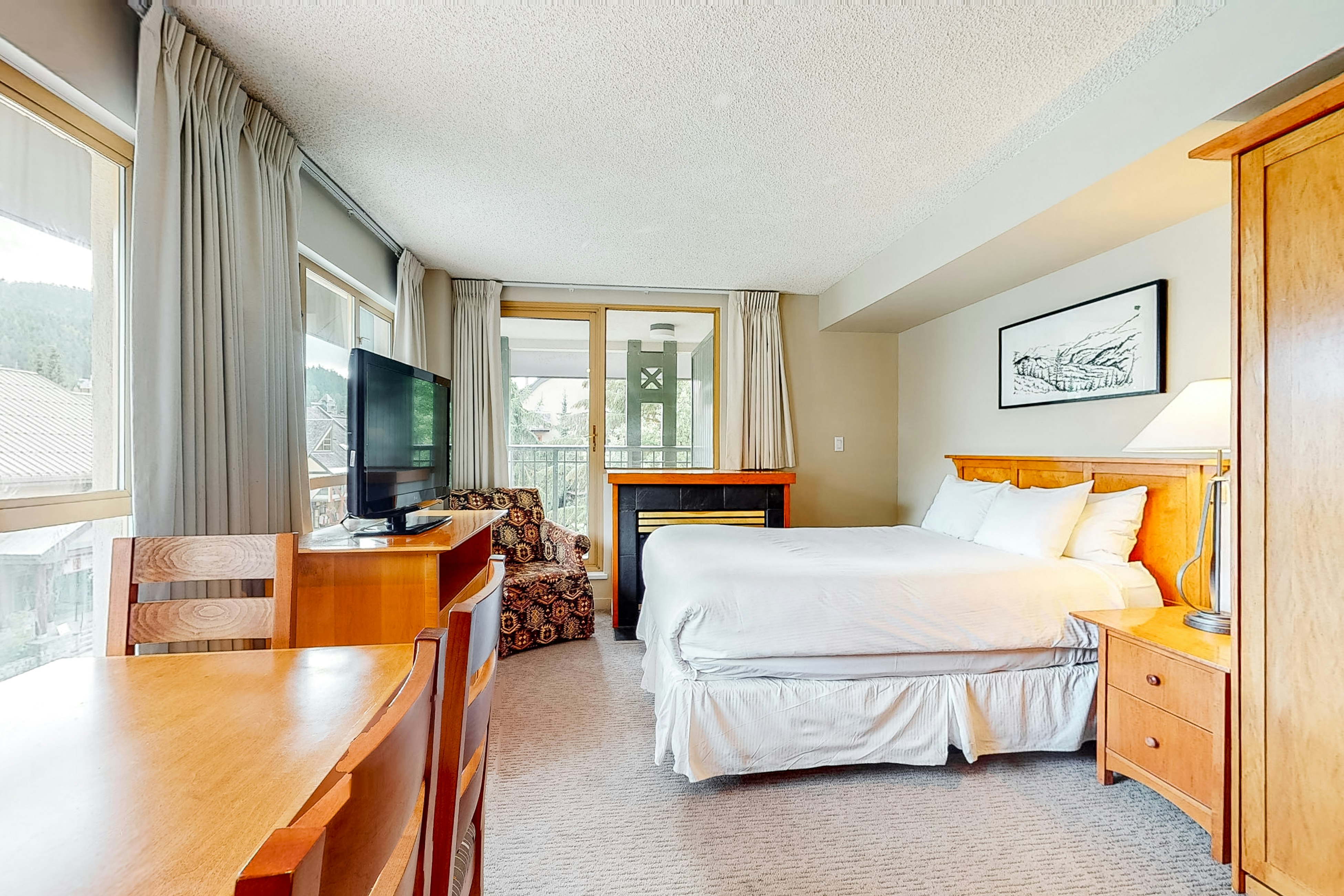 Whistler Peak Lodge 403