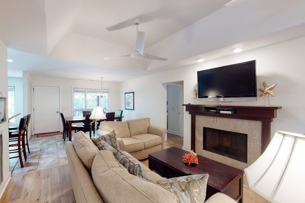 Exquisitely Furnished Home Surrounded by Golf Courses, Tennis Courts, & Beaches — Kiawah Island, SC — vacation rental