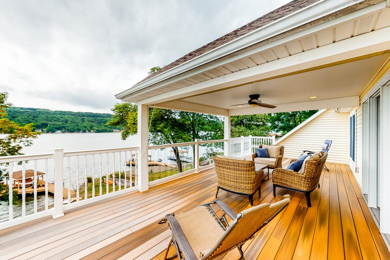 Keuka Lake Retreat 5 Bd Dundee Ny Vacation Rental Vacasa