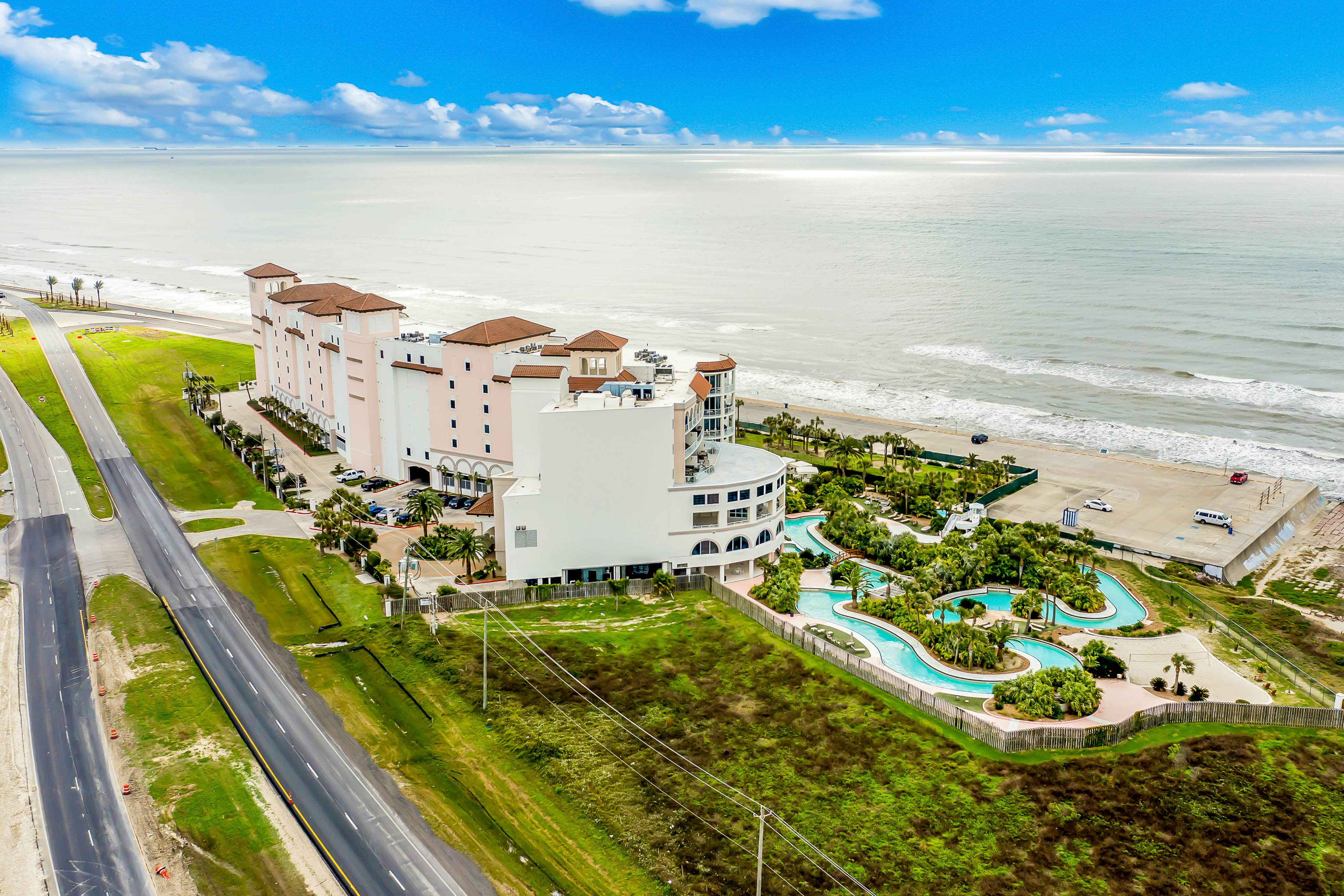 Diamond Beach Resort 201 2 BD Galveston, TX Vacation Rental Vacasa