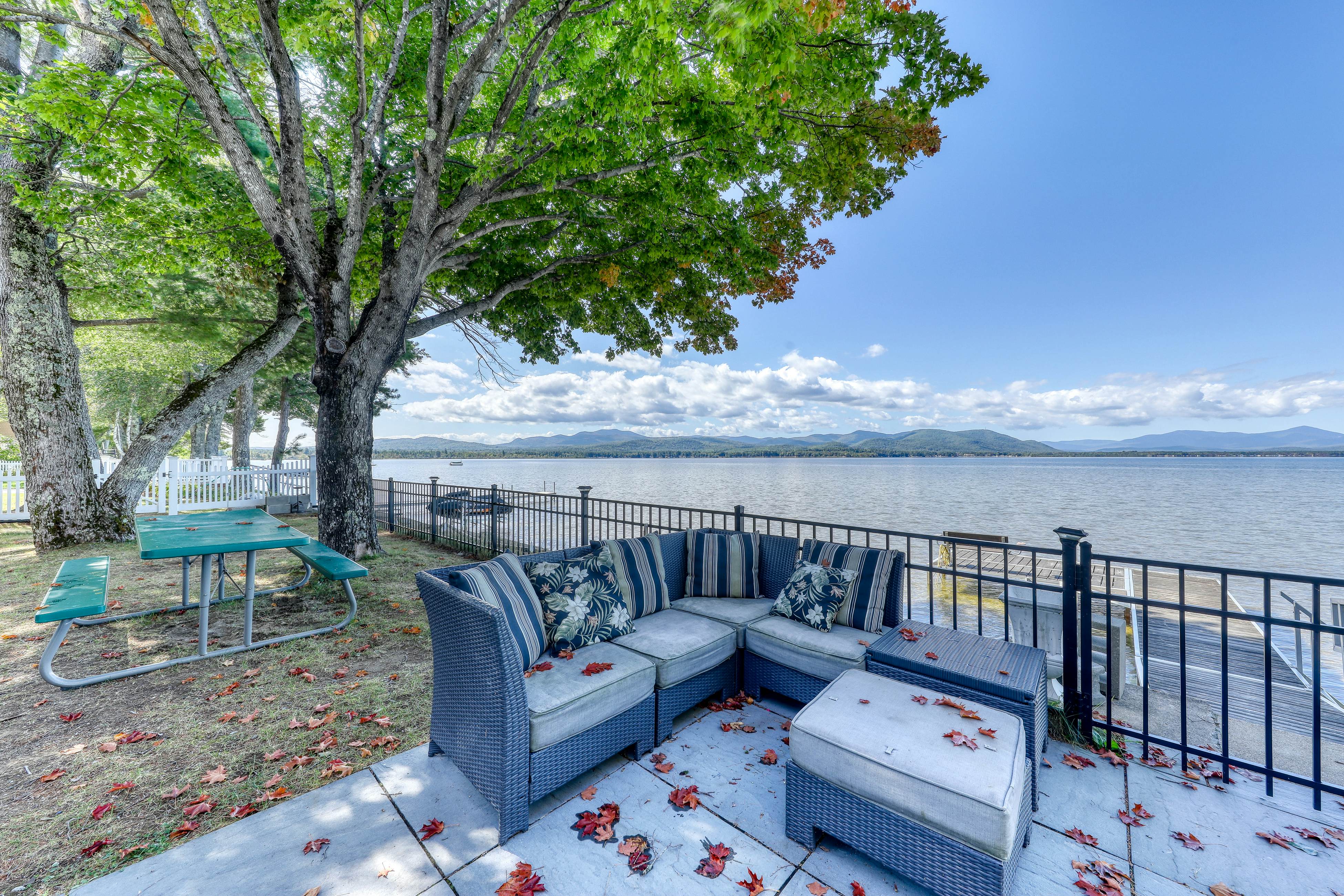 Long Sands Lakefront Home