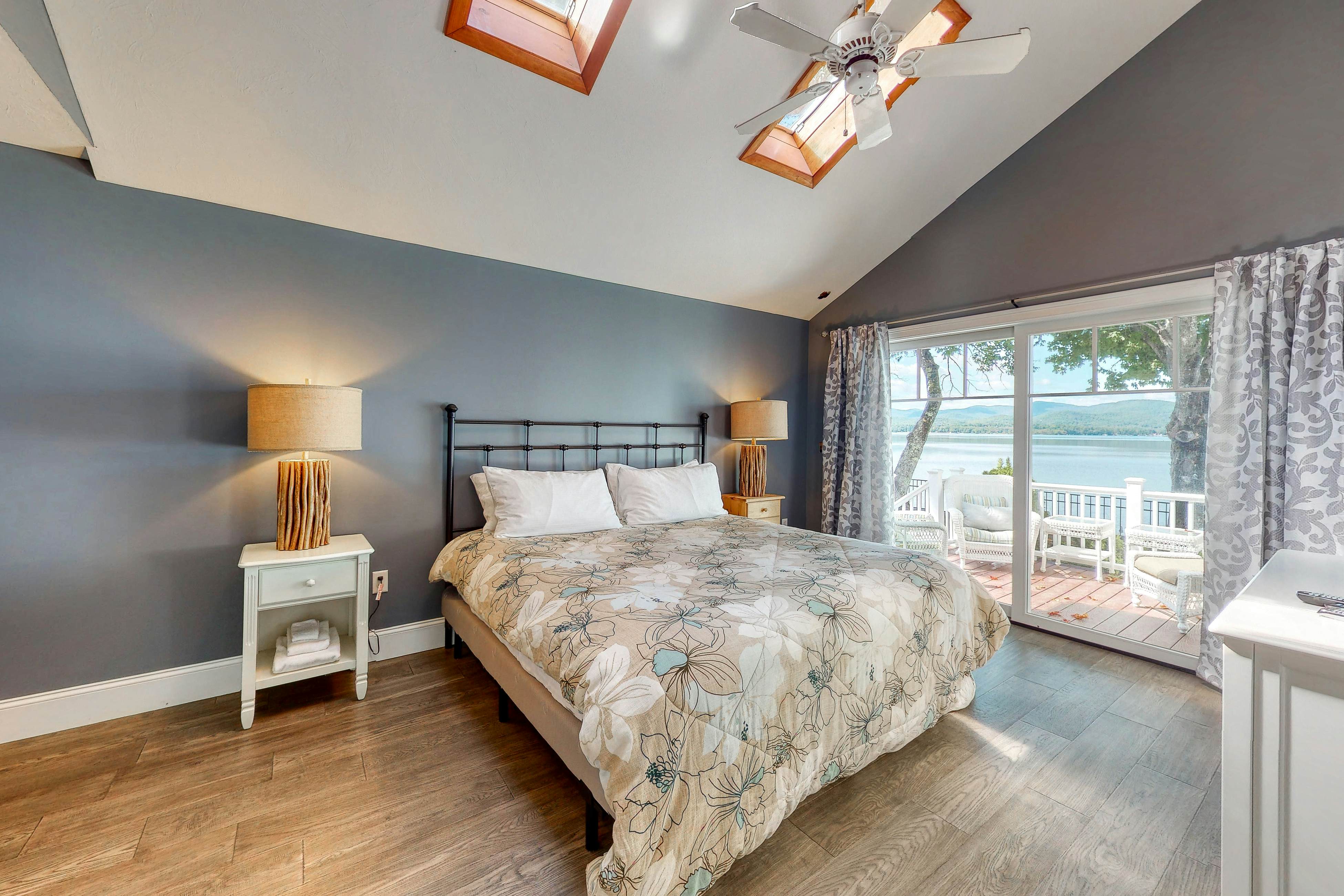 Long Sands Lakefront Home