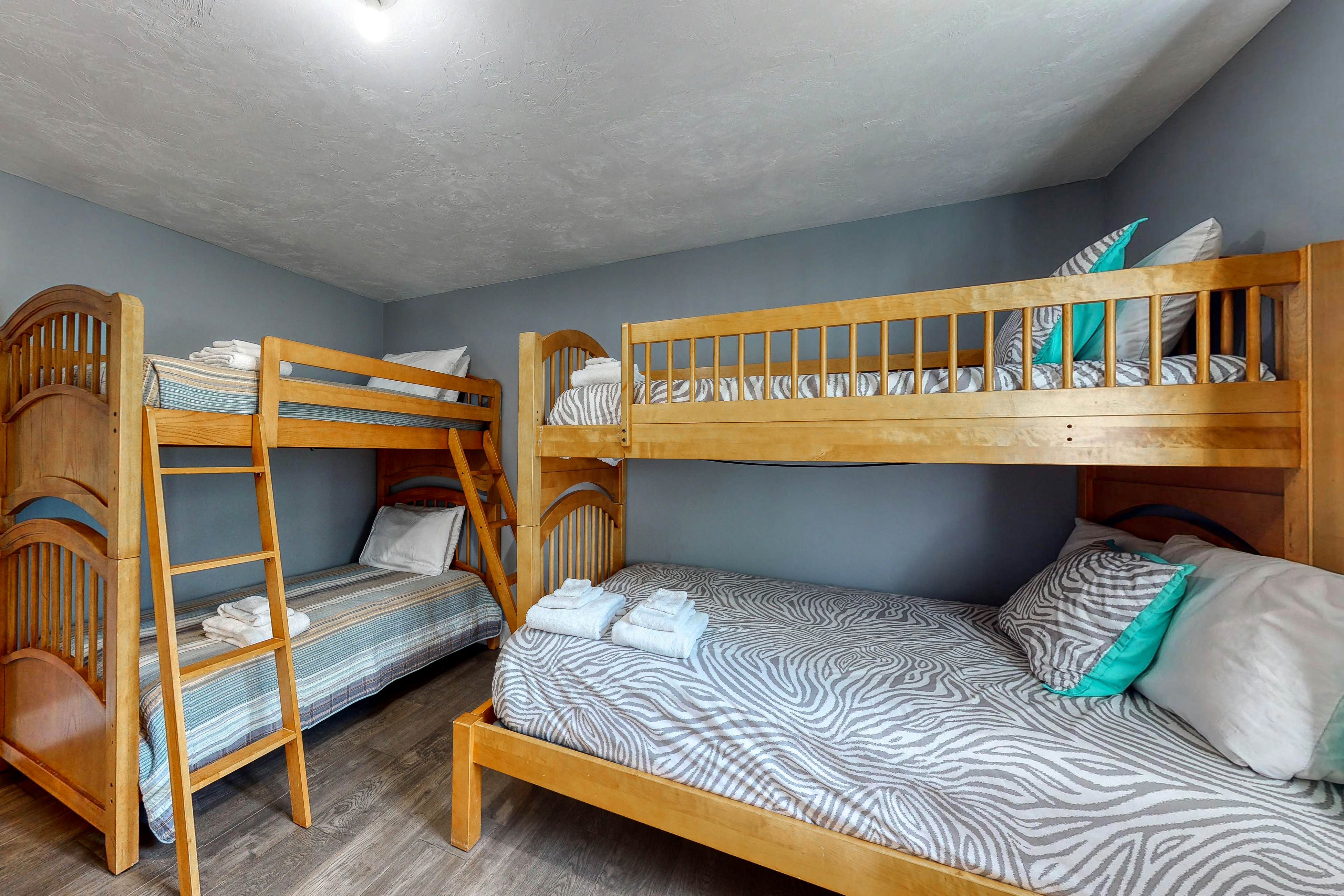 Long Sands Lakefront Home