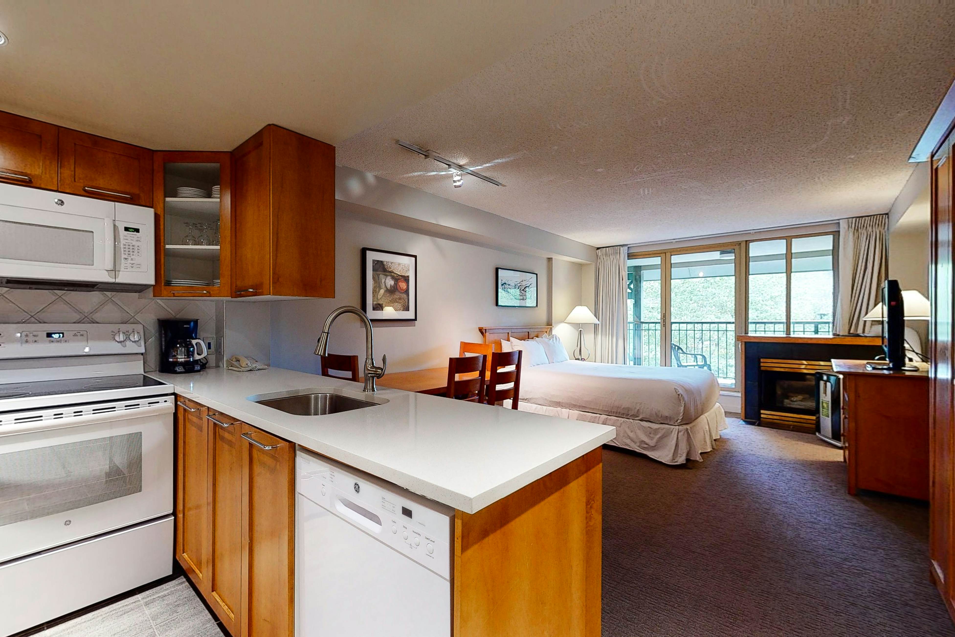 Whistler Peak Lodge 407