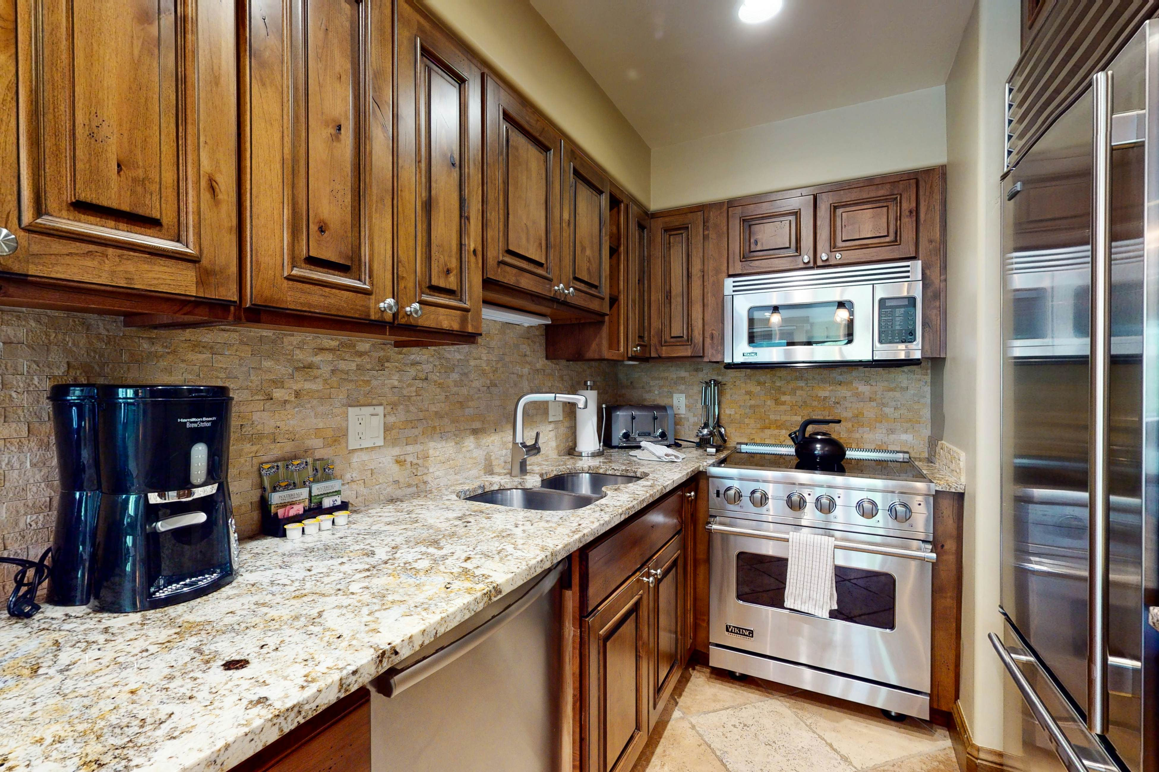 Lion Square Lodge North 386