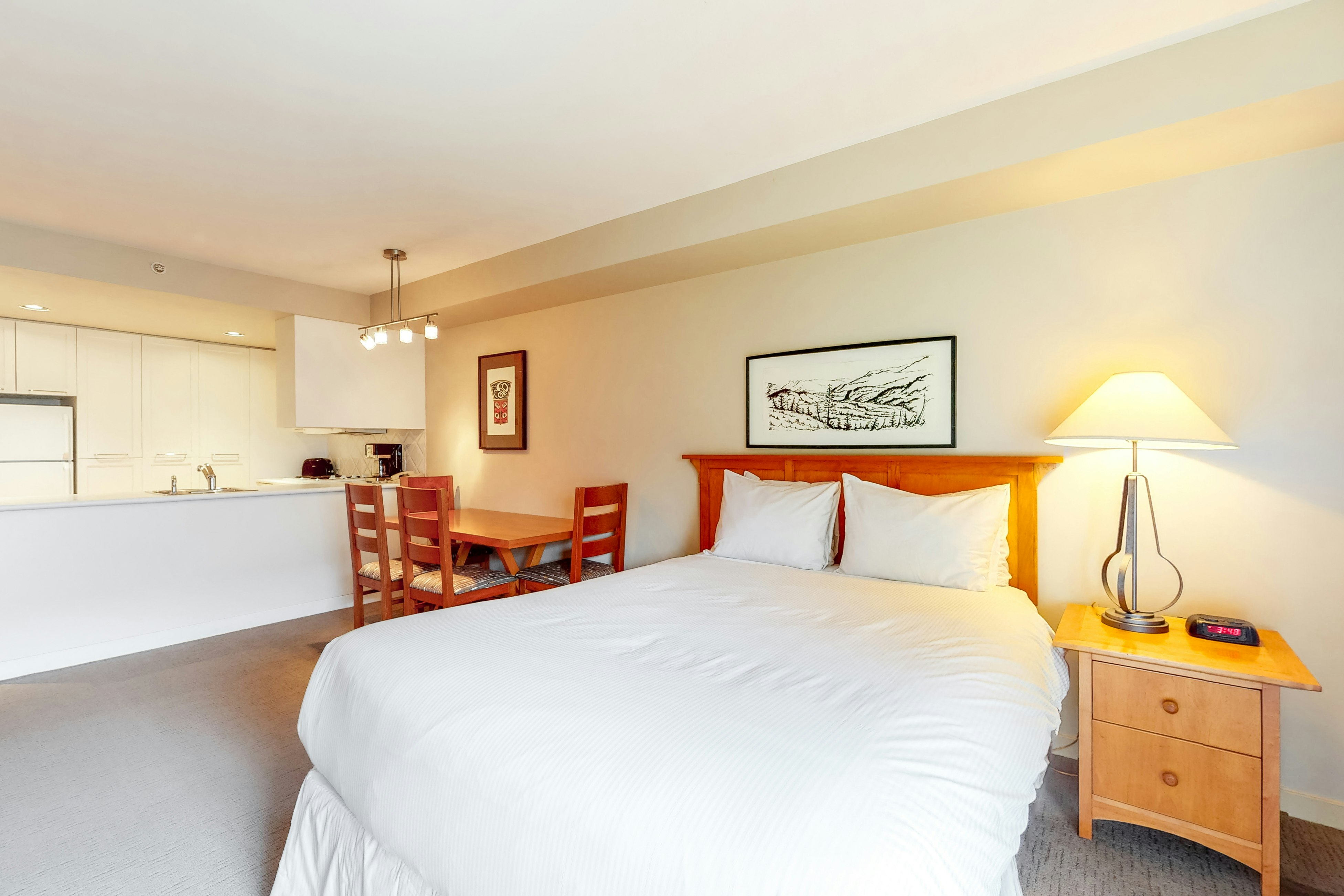 Whistler Peak Lodge 417