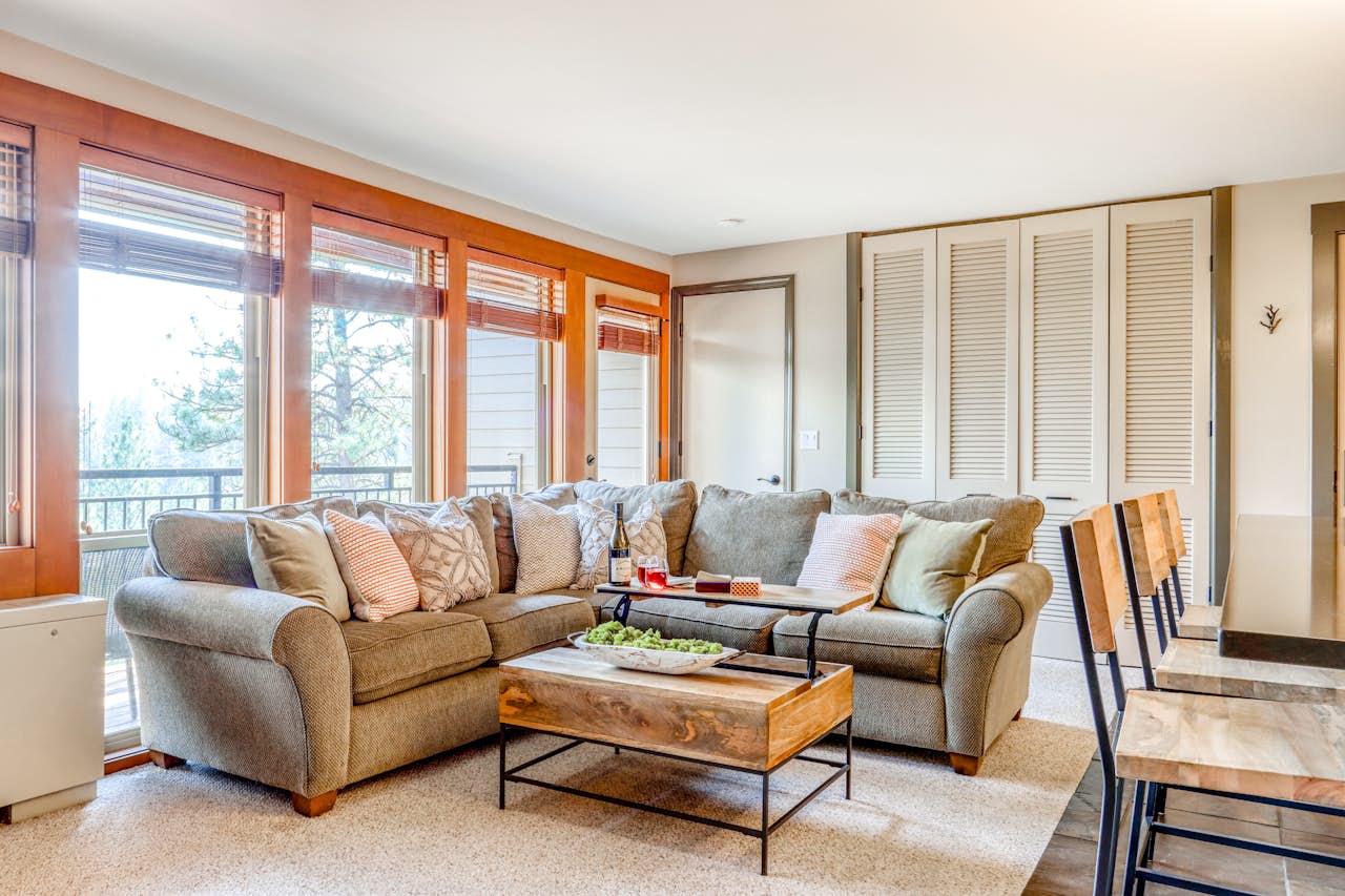 Seventh Mountain Resort Condo 1 BD Bend, OR Vacation Rental Vacasa