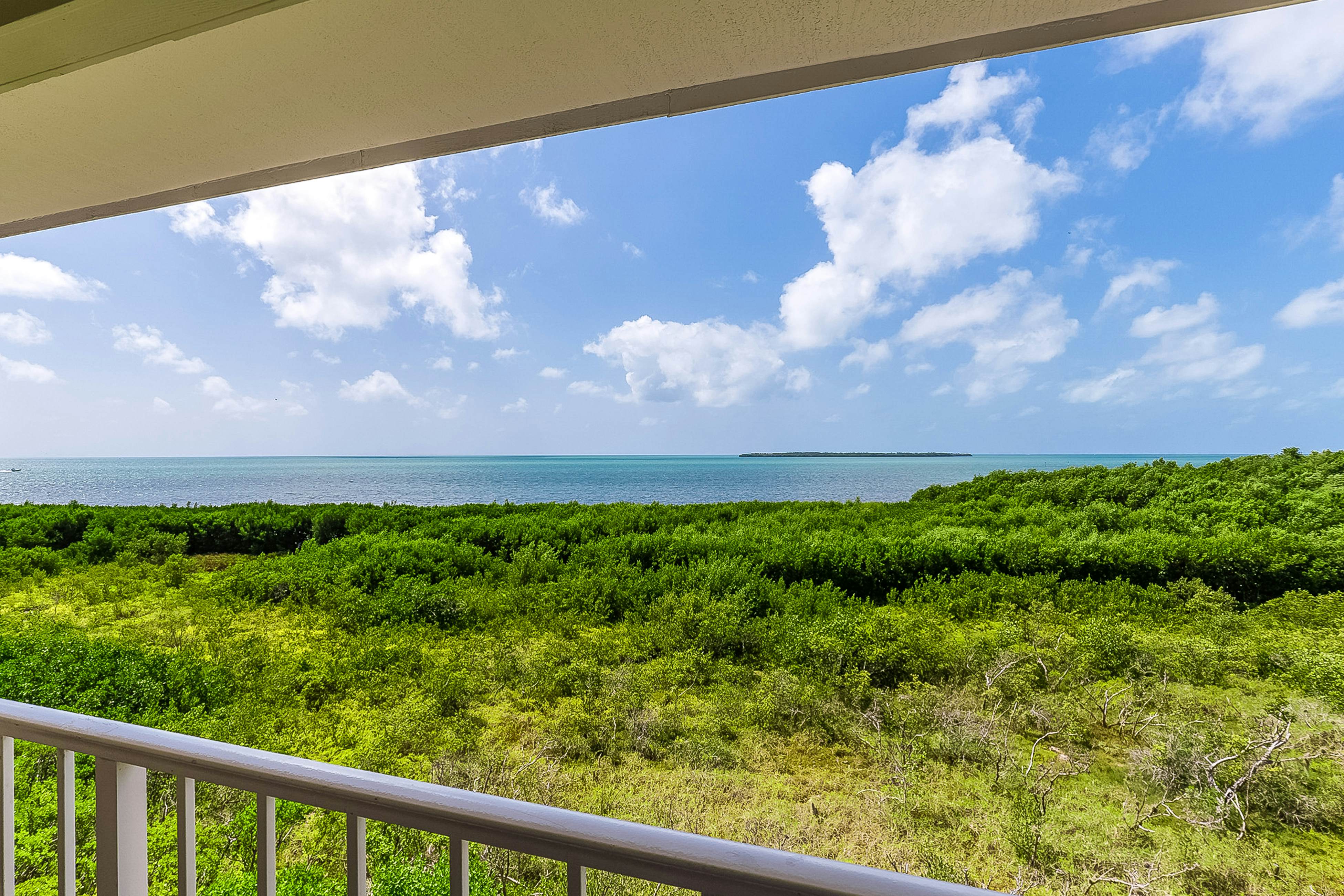 Vitamin Sea - Ocean Pointe #3412