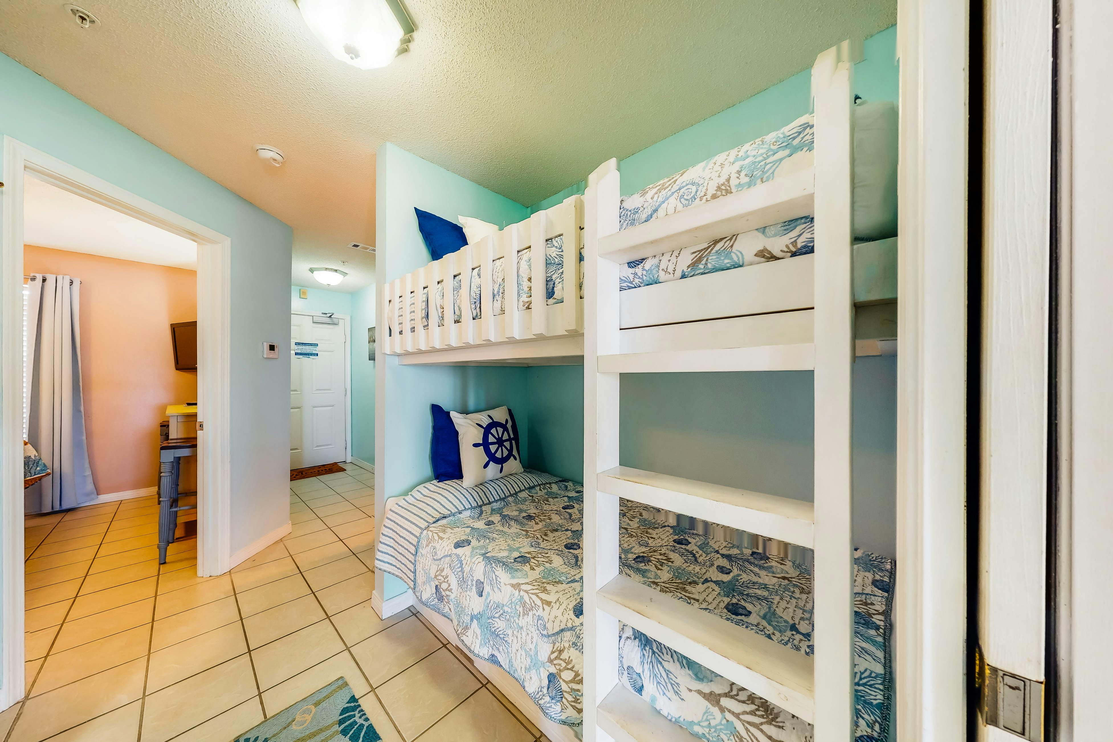 Grand Beach Resort 215