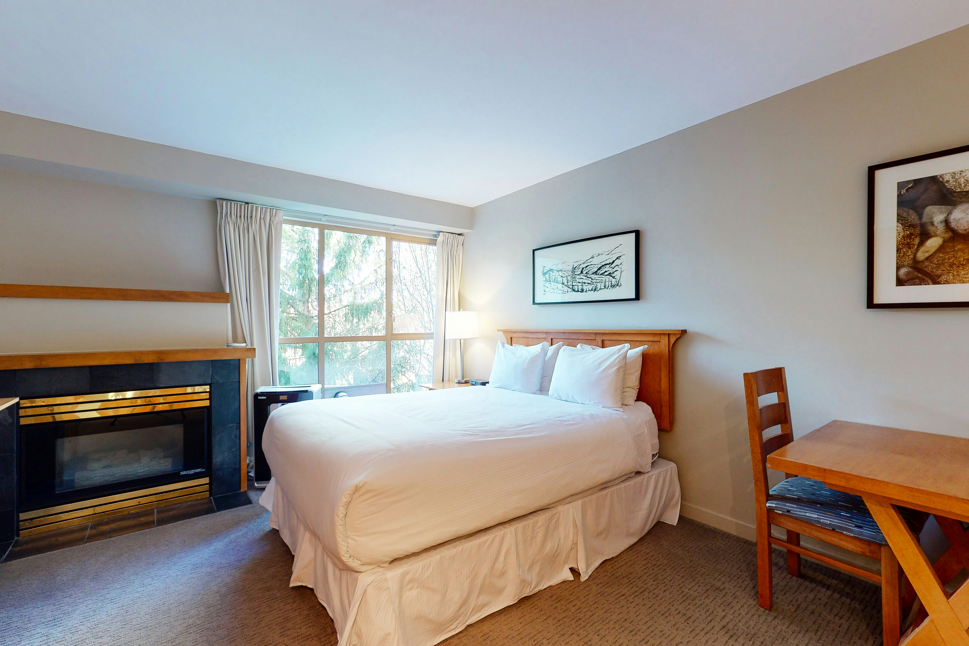 Whistler Peak Lodge 423