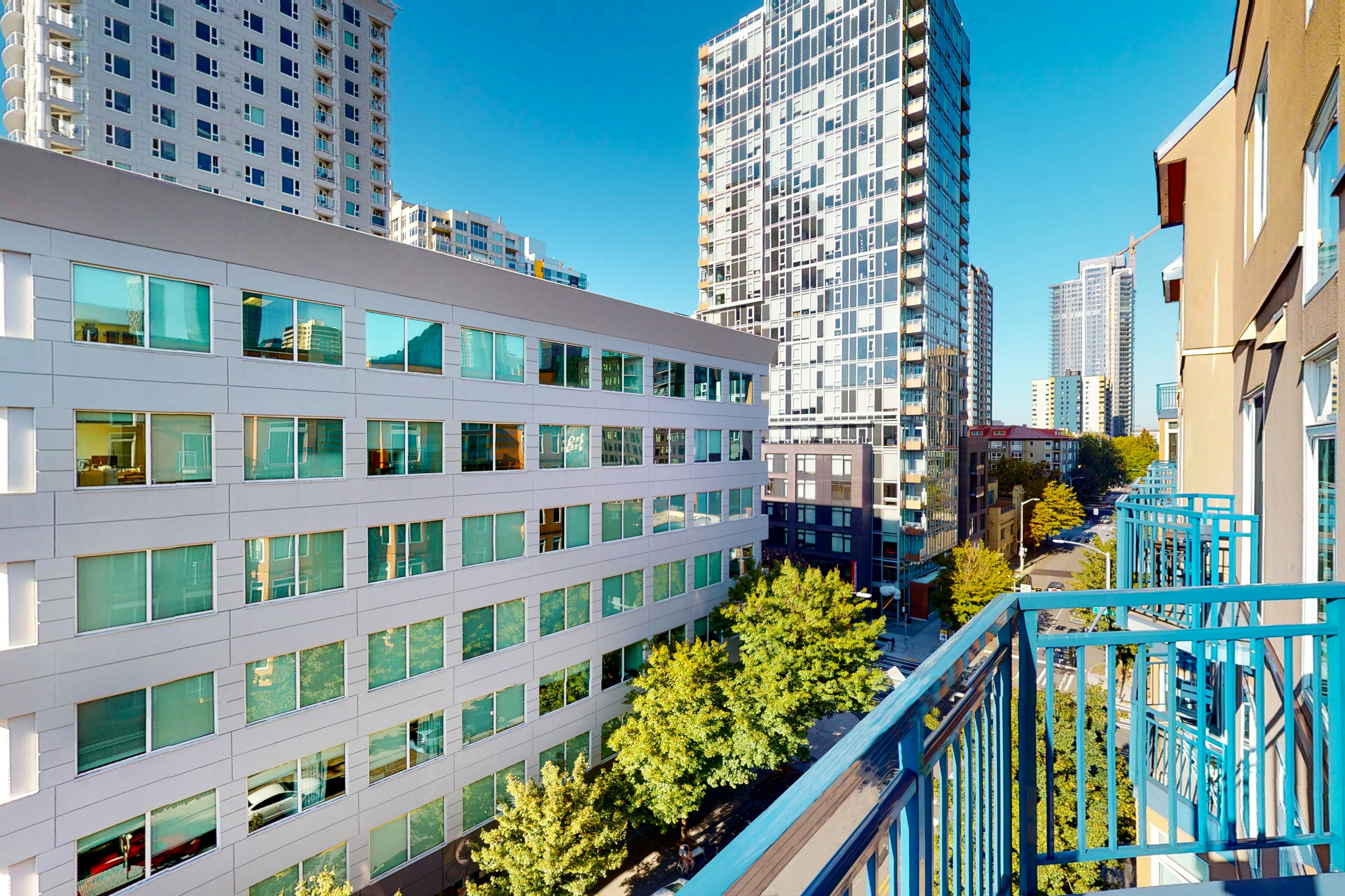 Belltown Court Sunset Penthouse