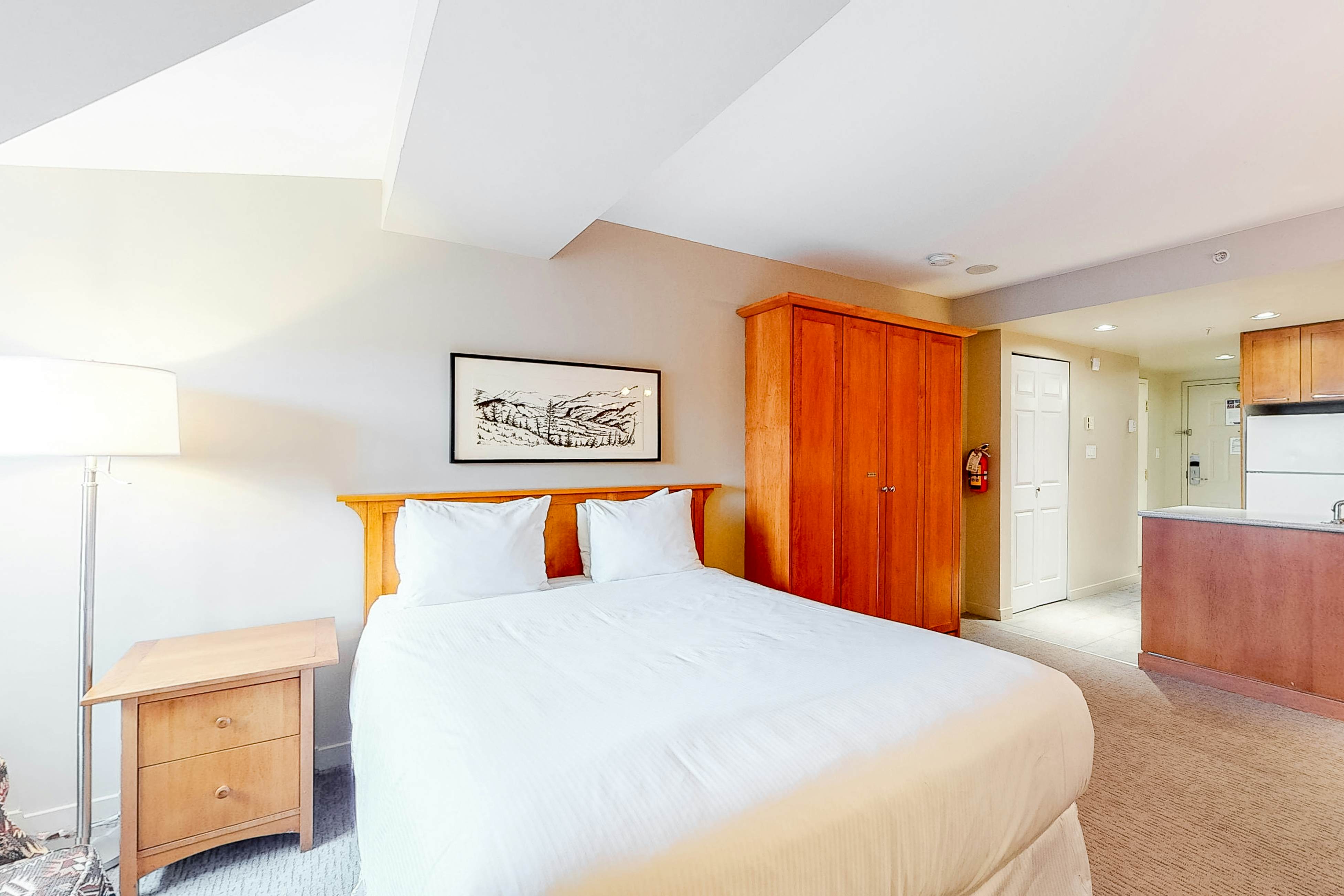 Whistler Peak Lodge 513