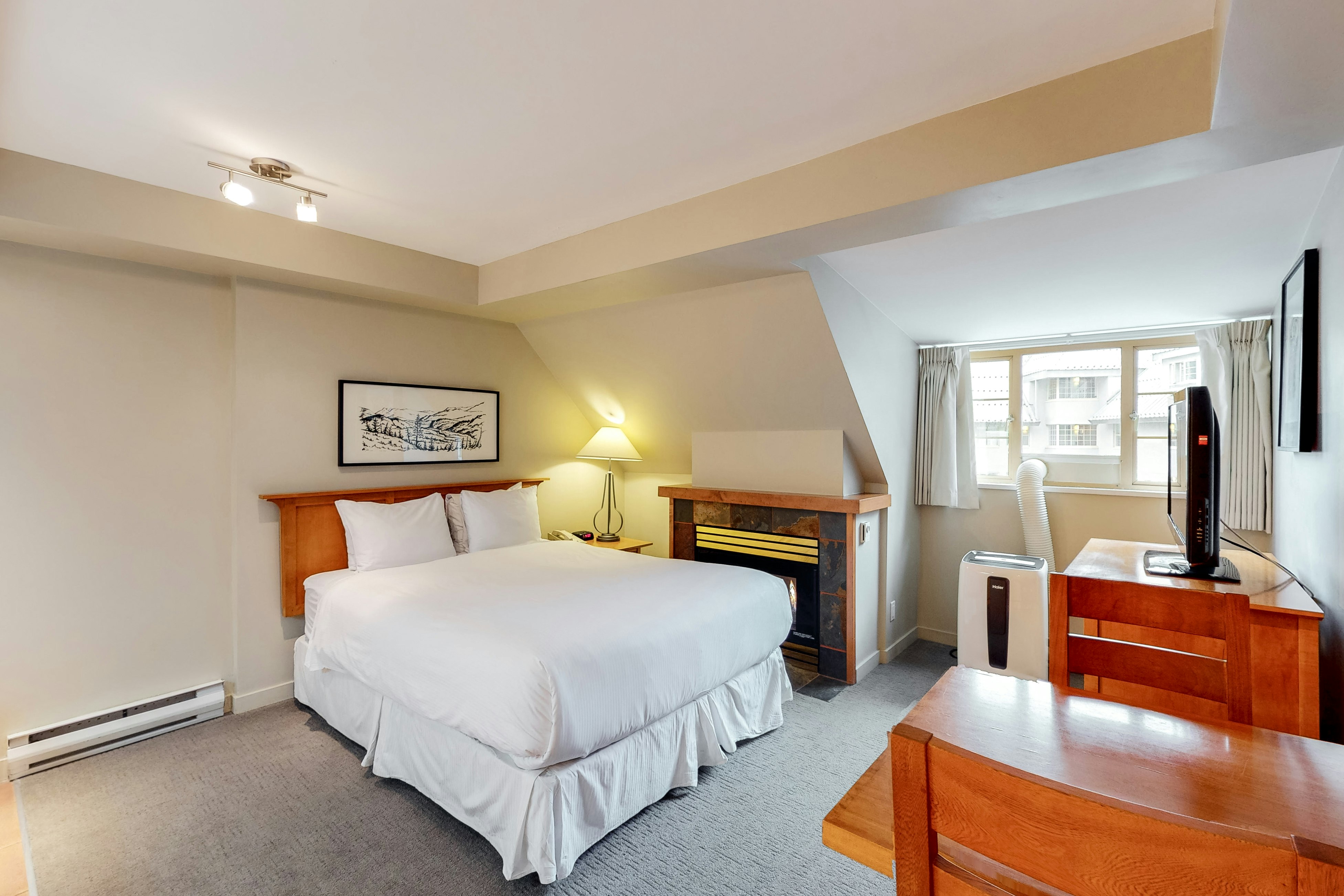 Whistler Peak Lodge 523