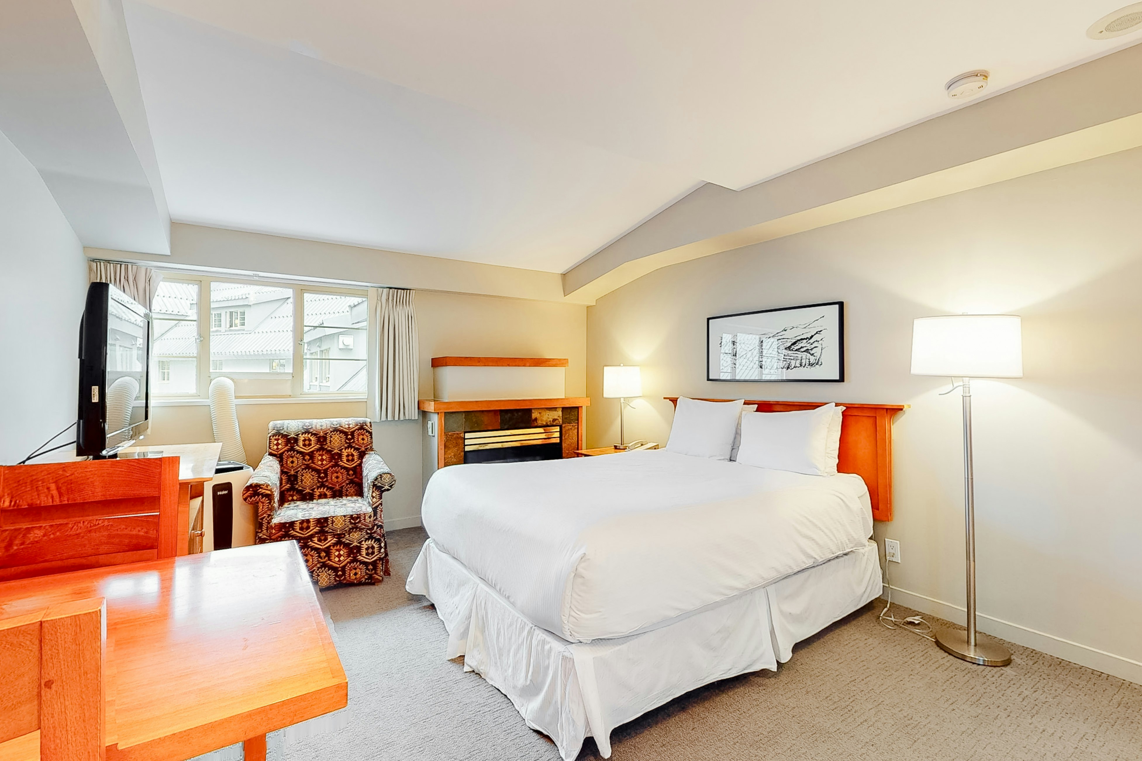 Whistler Peak Lodge 524