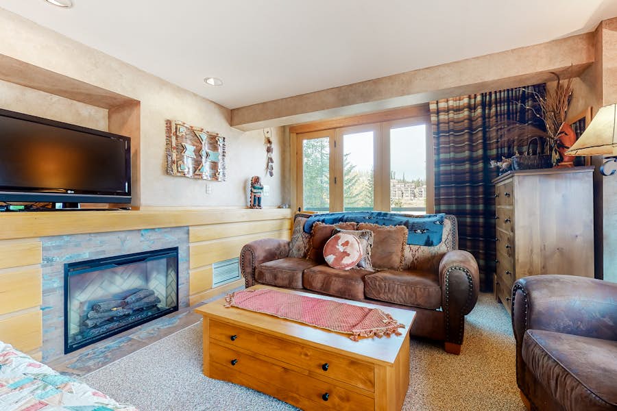 Shoshone 1913 1 BD Big Sky, MT Vacation Rental Vacasa