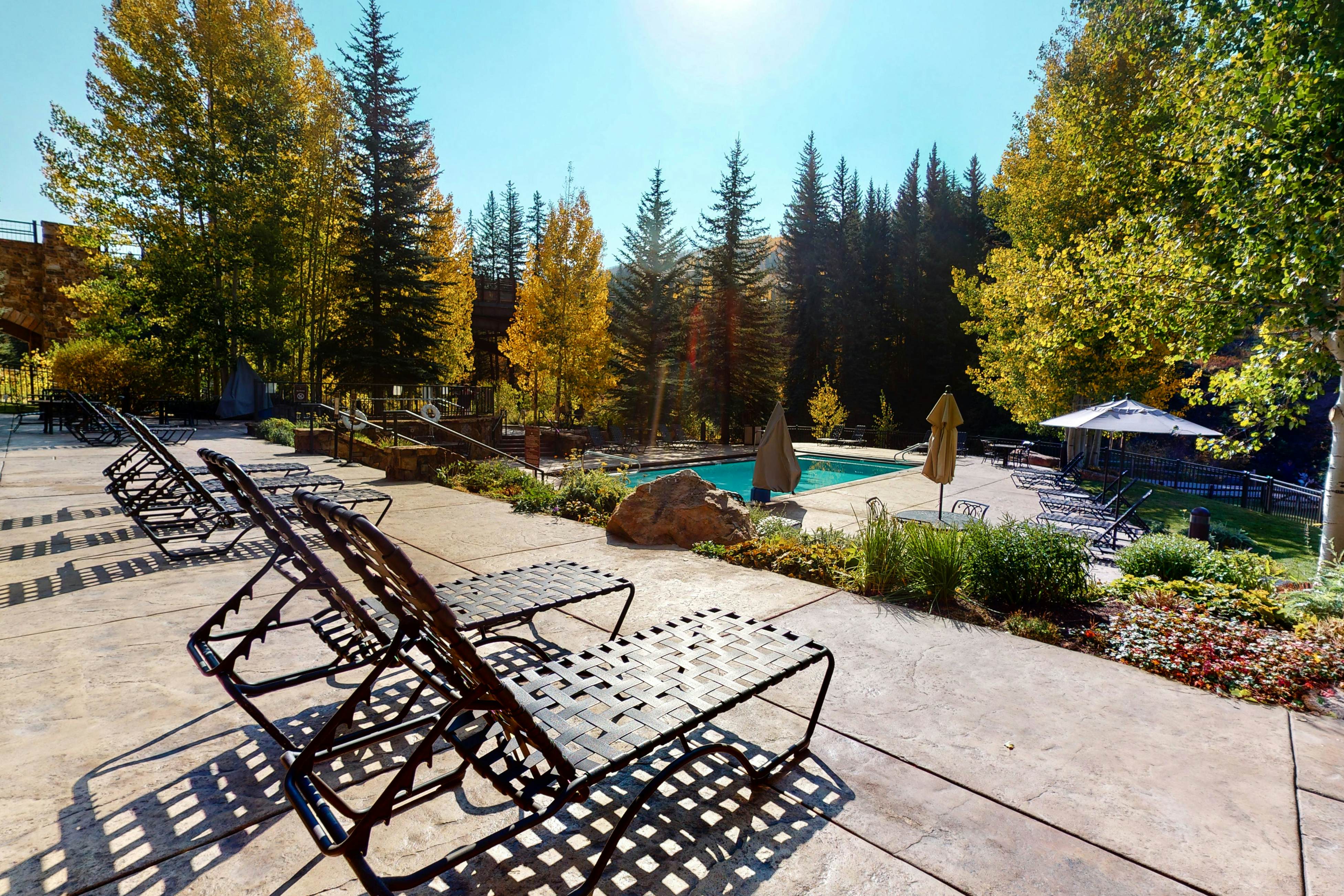 Lion Square Lodge North 386