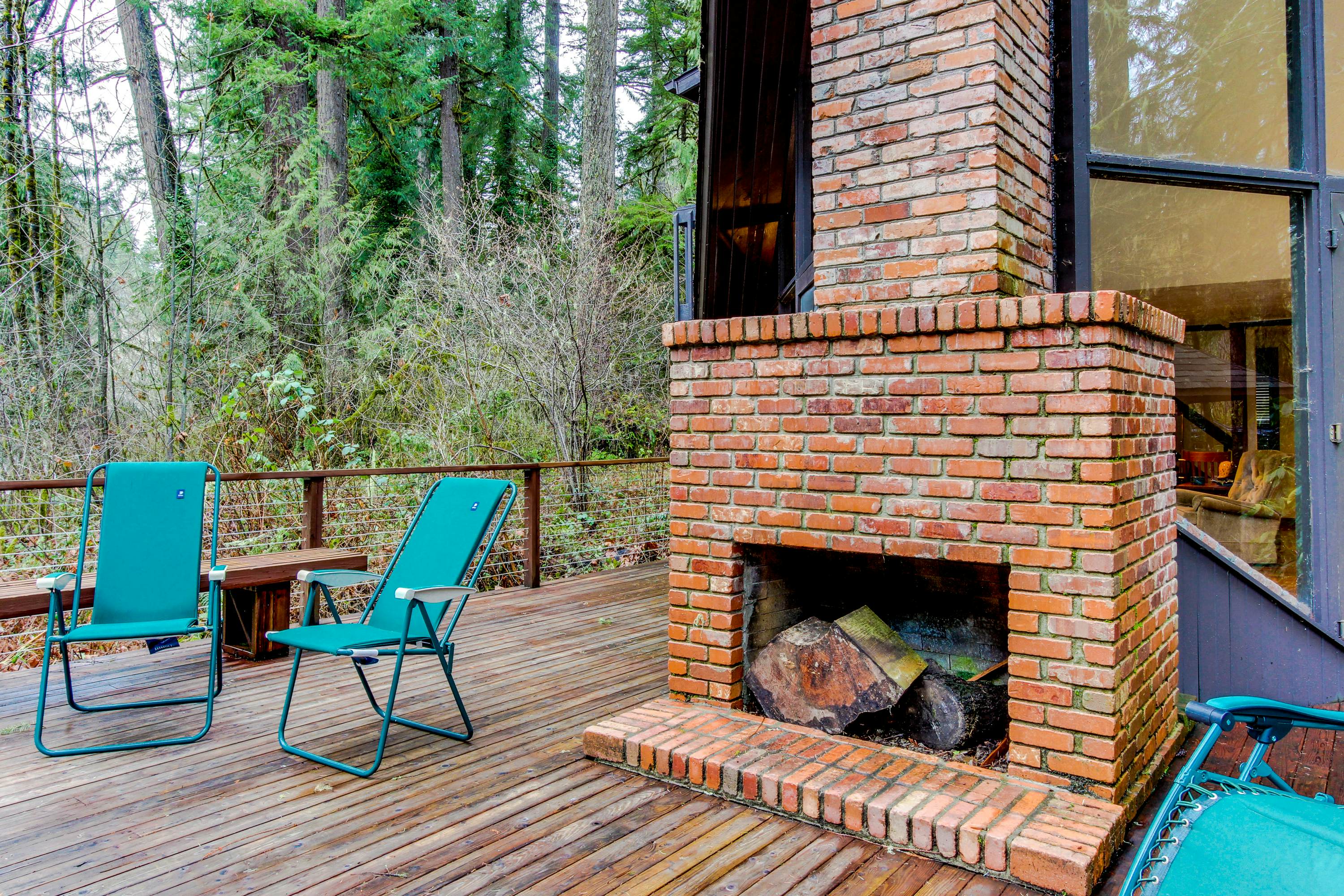 McKenzie River Cabin 5 BD Vida, OR Vacation Rental Vacasa
