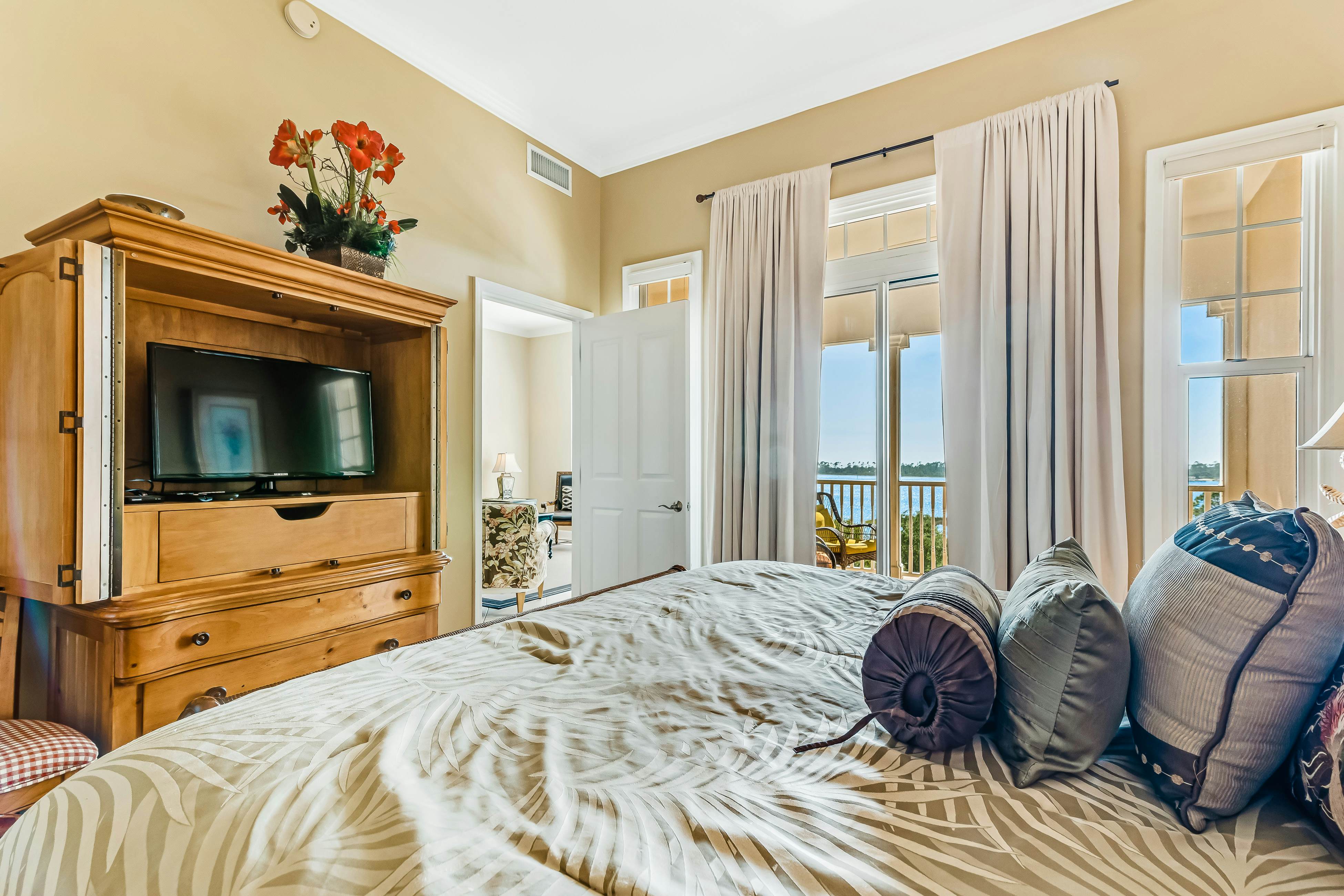 Reflections At Bay Point 610