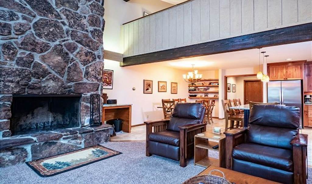 Jackson Hole Cabin Rentals, Vacation Rentals, Lodging | Wyoming | Vacasa - Off-Grid Apartment Rentals Near Jackson Hole Wyoming Idaho Border