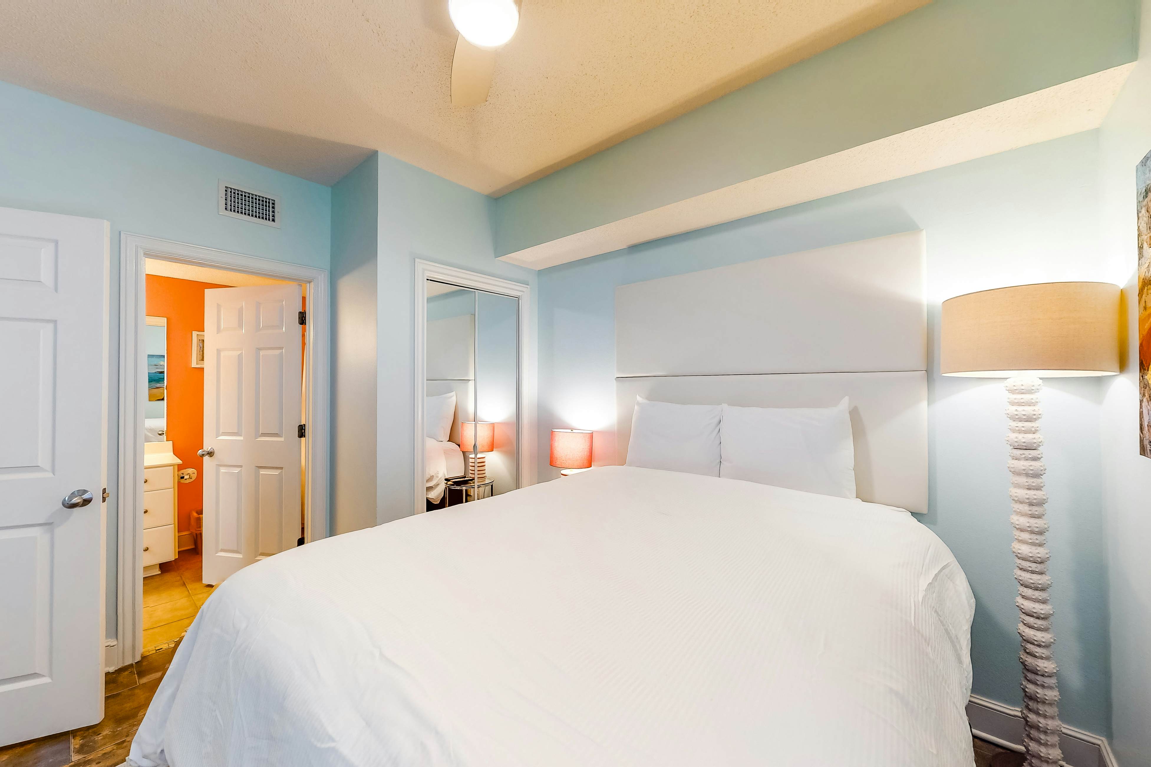 Majestic Beach Resort Tower 2- 1805