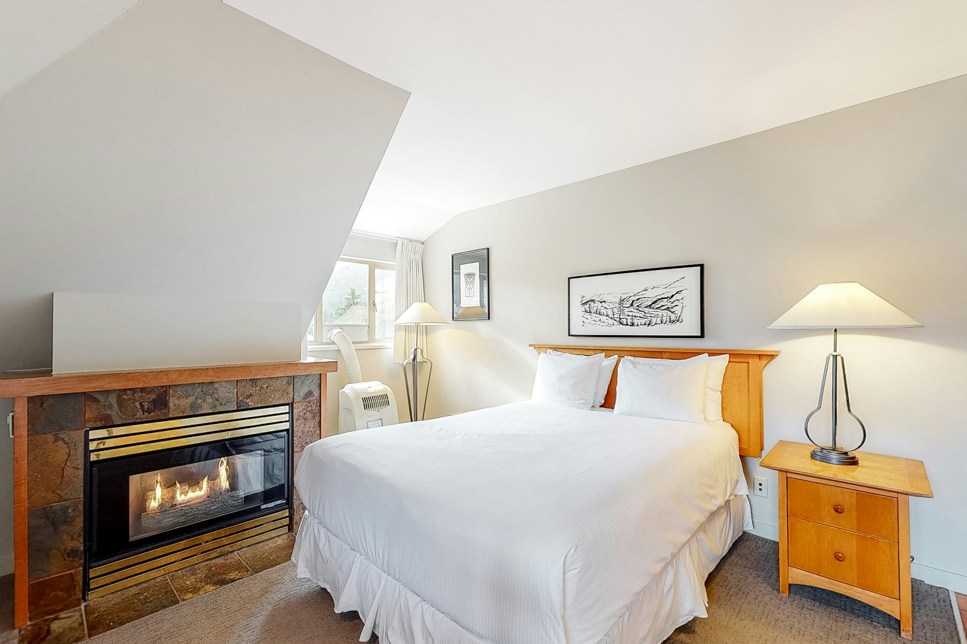 Whistler Peak Lodge 602