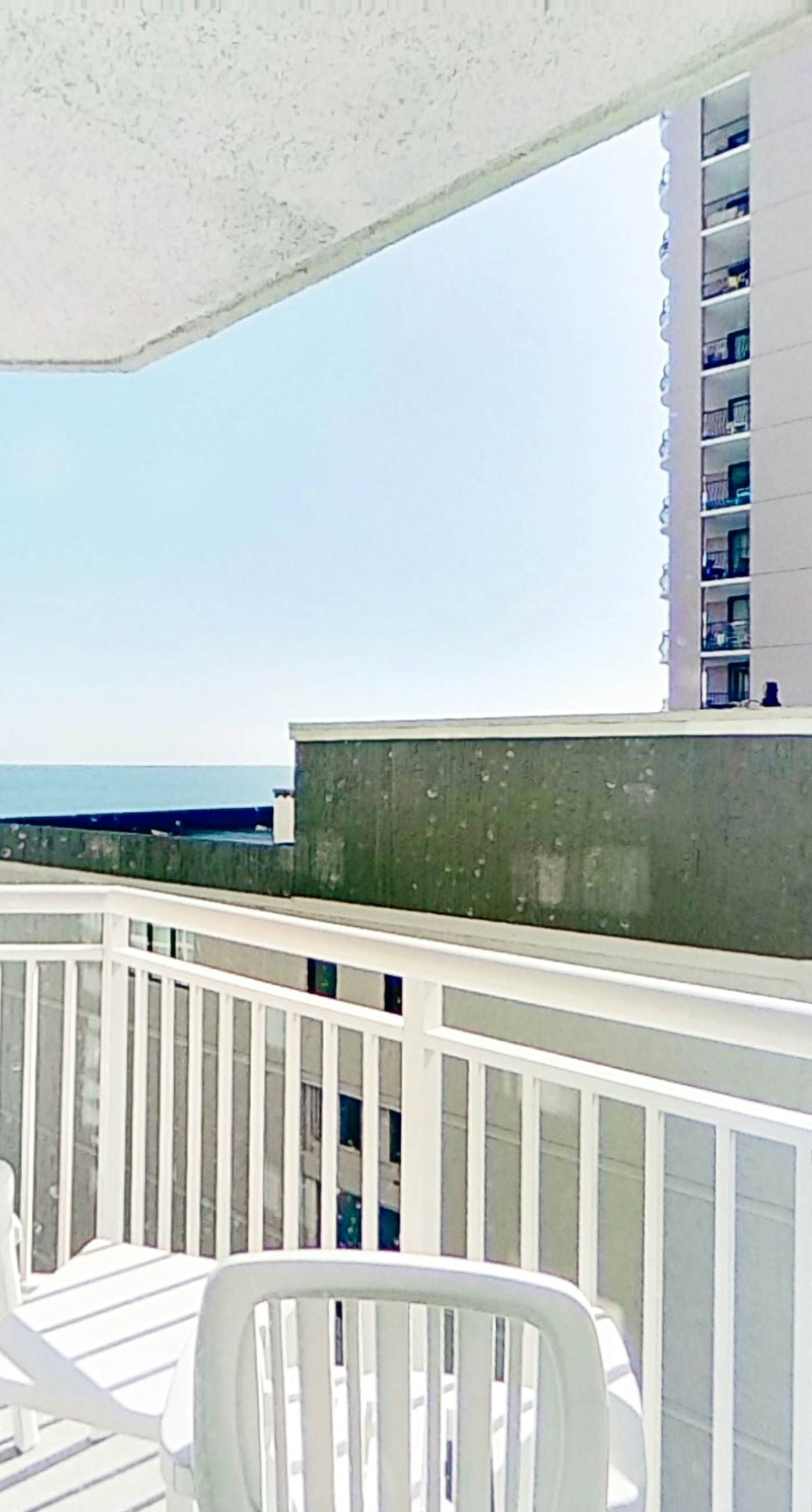 Carolinian Beach Resort 0636