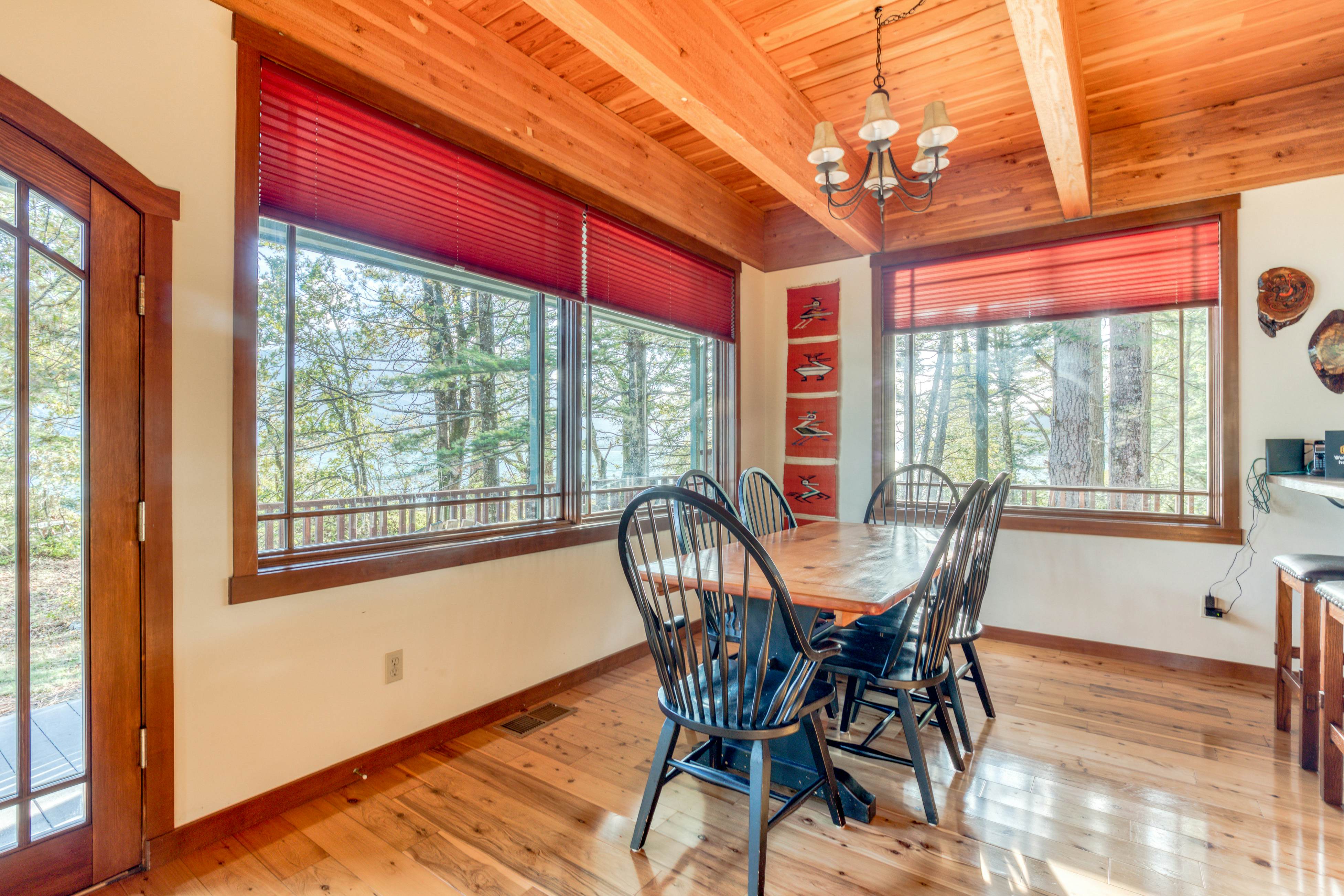 Riverglen on the Columbia 2 BD Vacation Rental in Stevenson, WA Vacasa