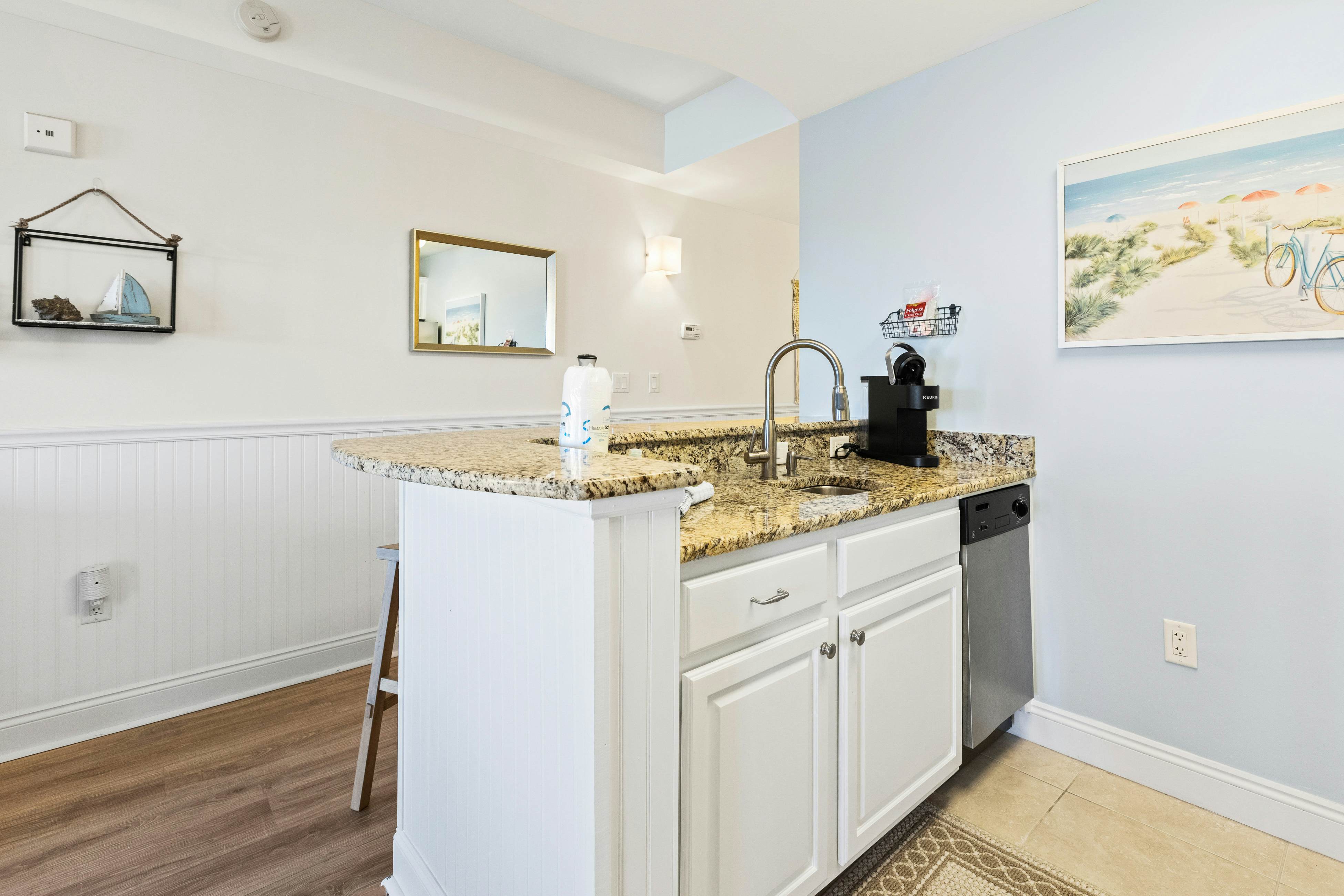 Carillon Beach Inn 402