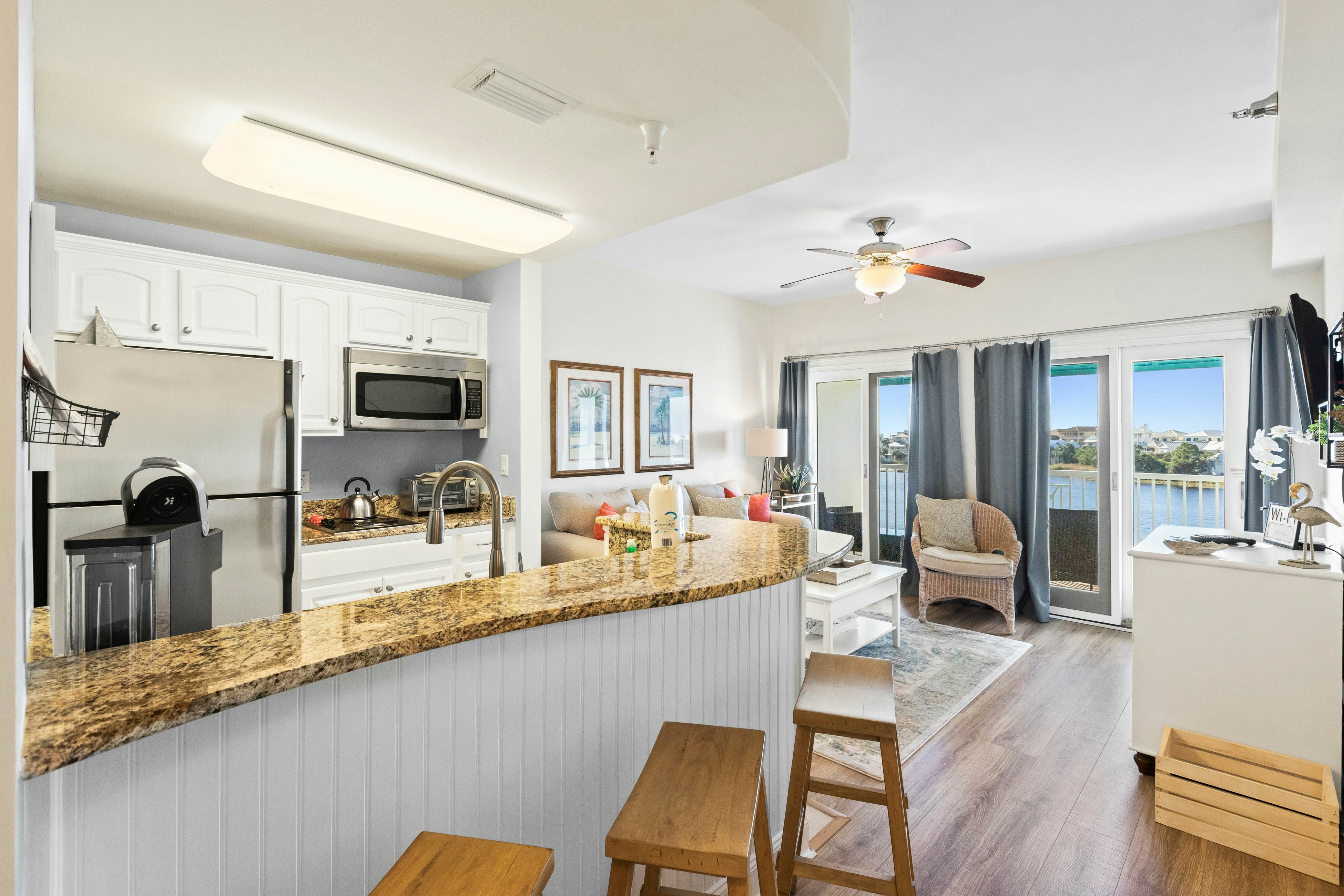 Carillon Beach Inn 402