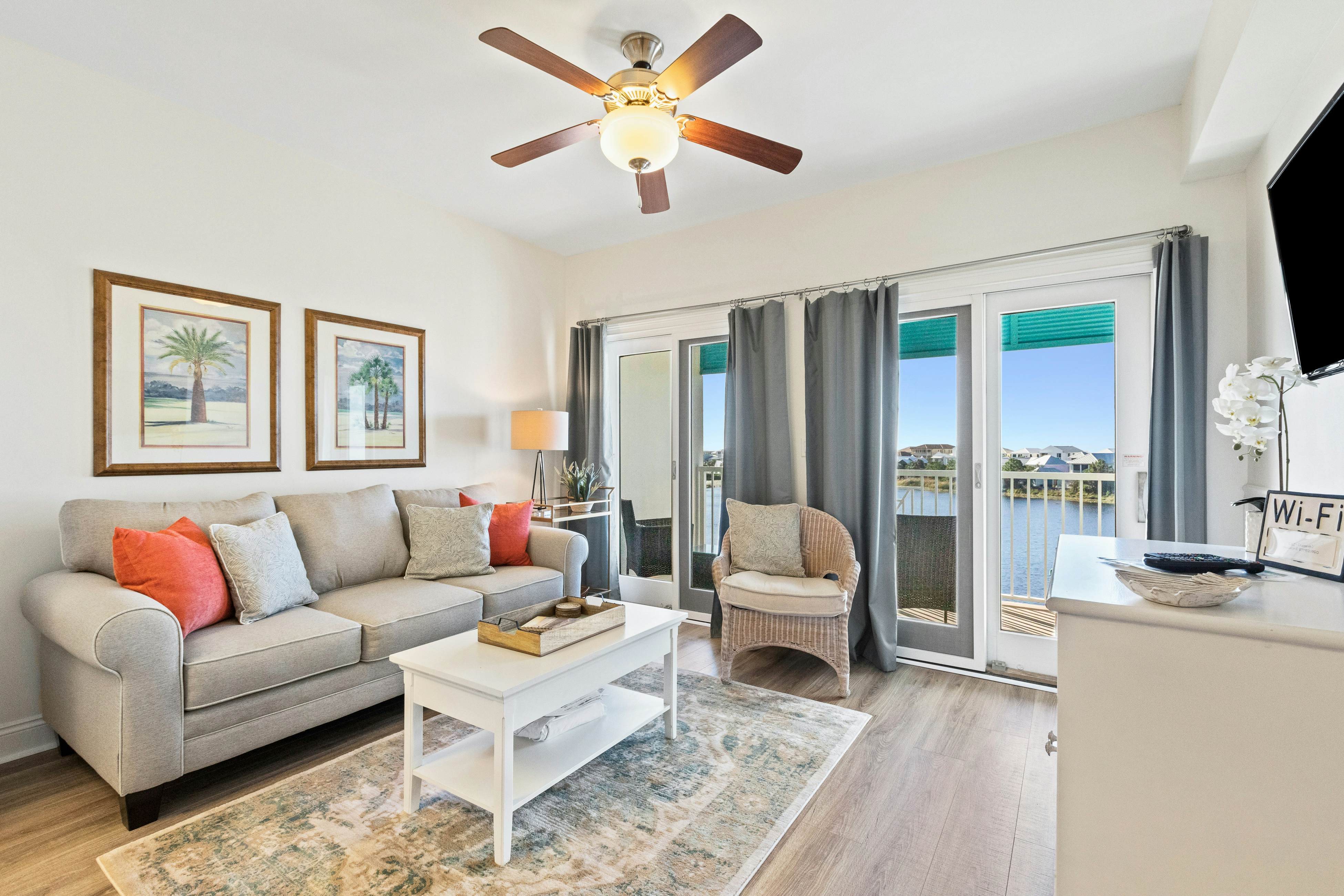 Carillon Beach Inn 402