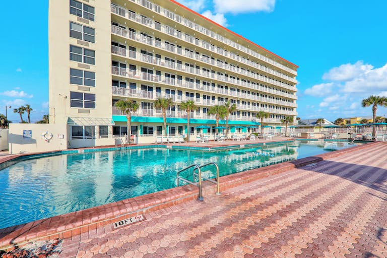 Harbour Beach Haven 1 BD Daytona Beach, FL Vacation Rental Vacasa