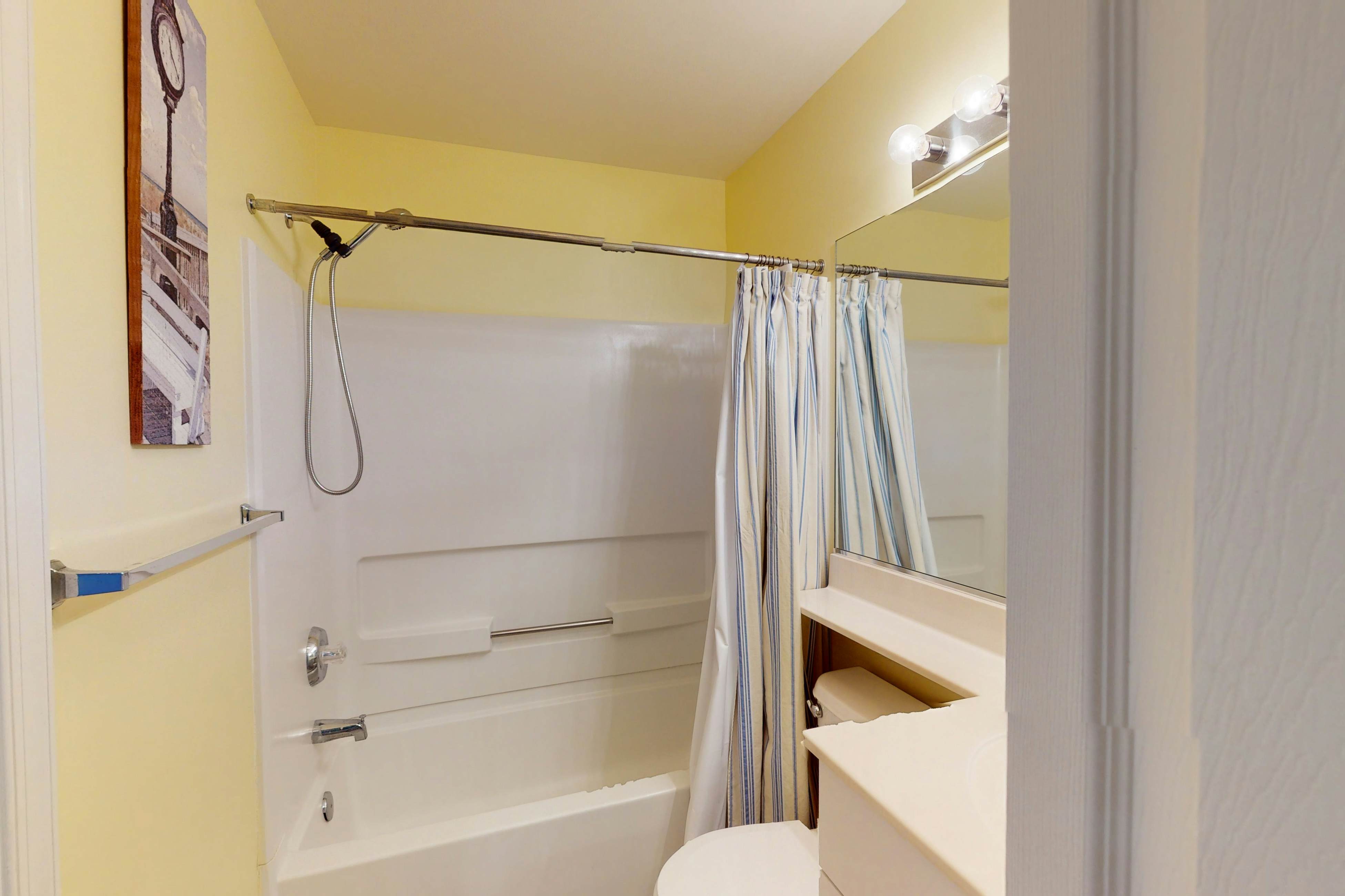 Sea Colony - 56044 Pinewood Dr