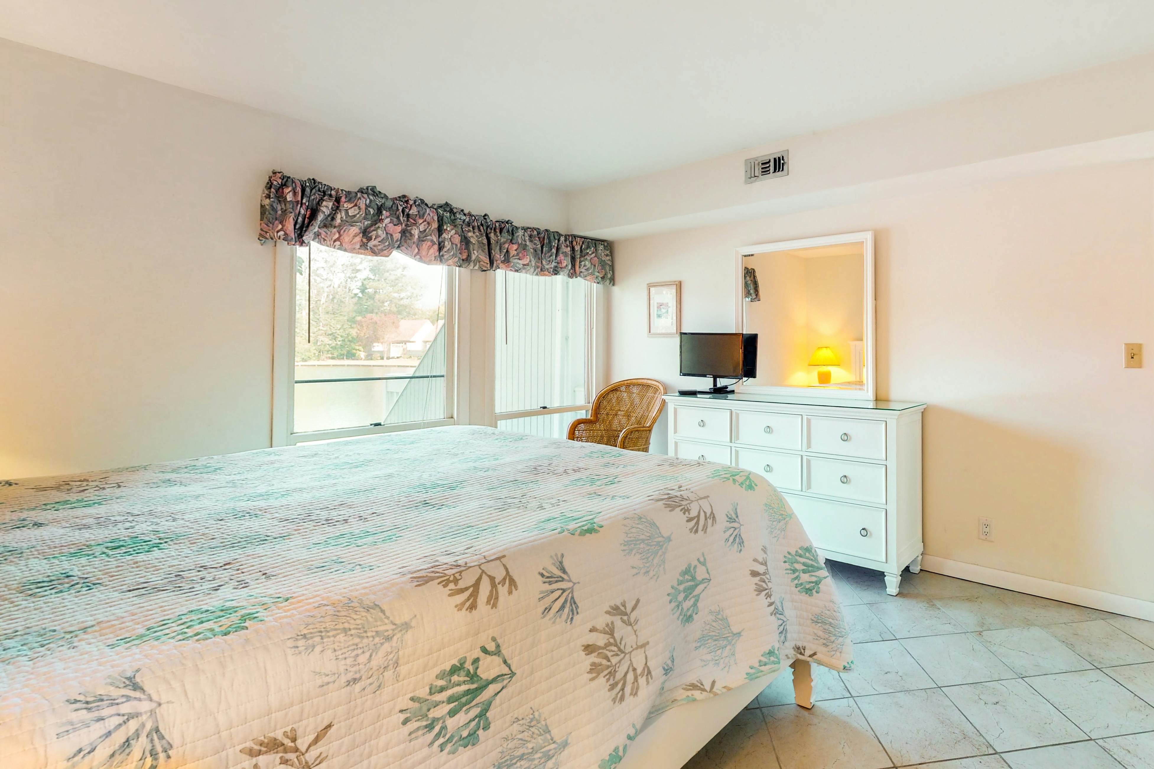 Sea Colony - 1004D Brighton Vw