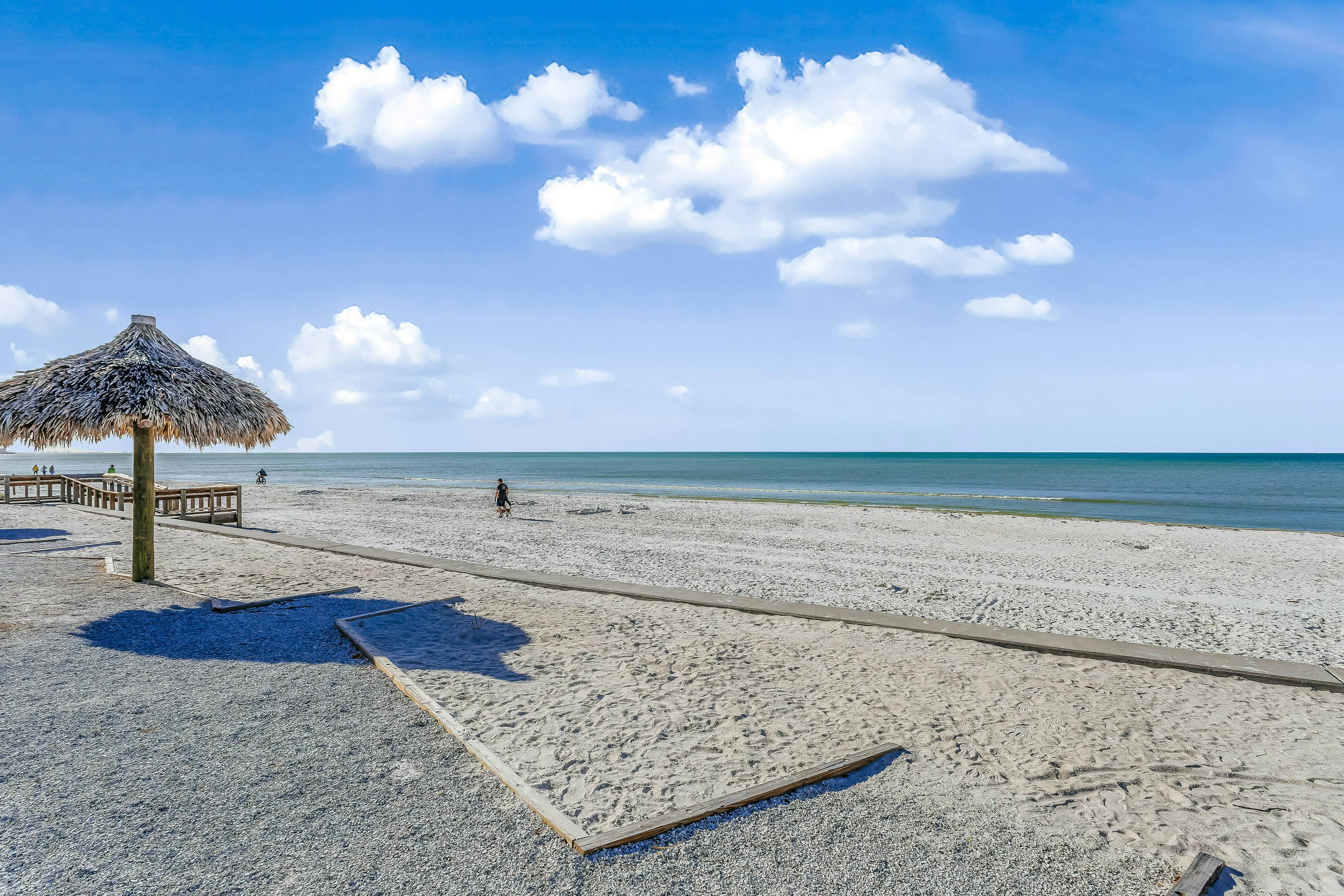 Whitecap Condo Beach View Splendor 3 BD Fort Myers Beach, FL Vacation Rental Vacasa