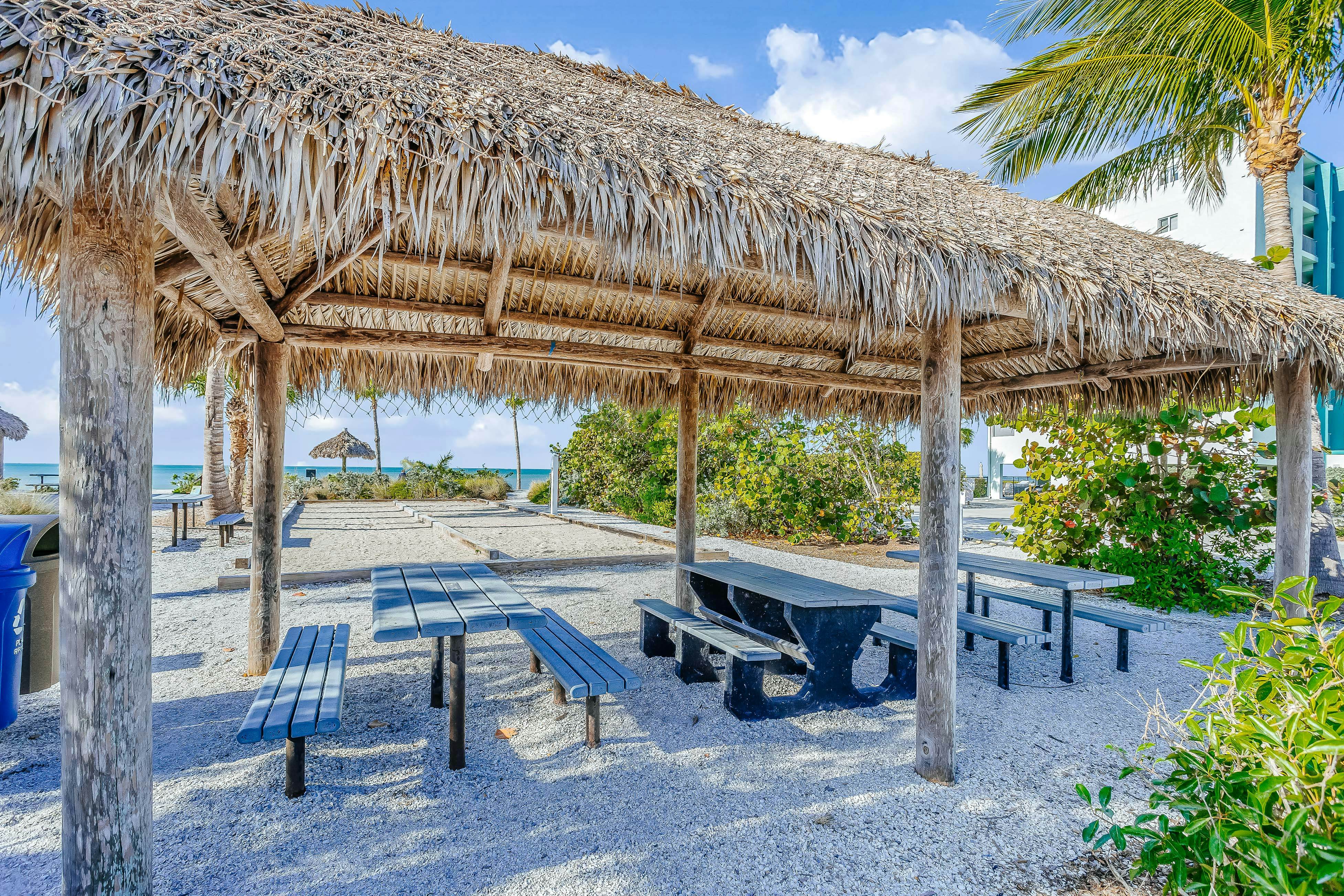 Whitecap Condo Beach View Splendor