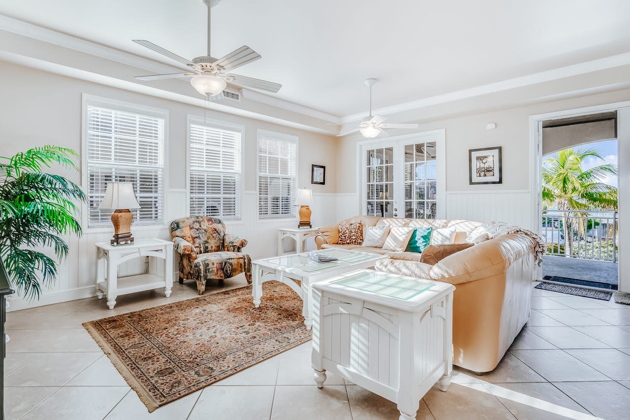 Whitecap Condo Beach View Splendor 3 BD Fort Myers Beach, FL Vacation