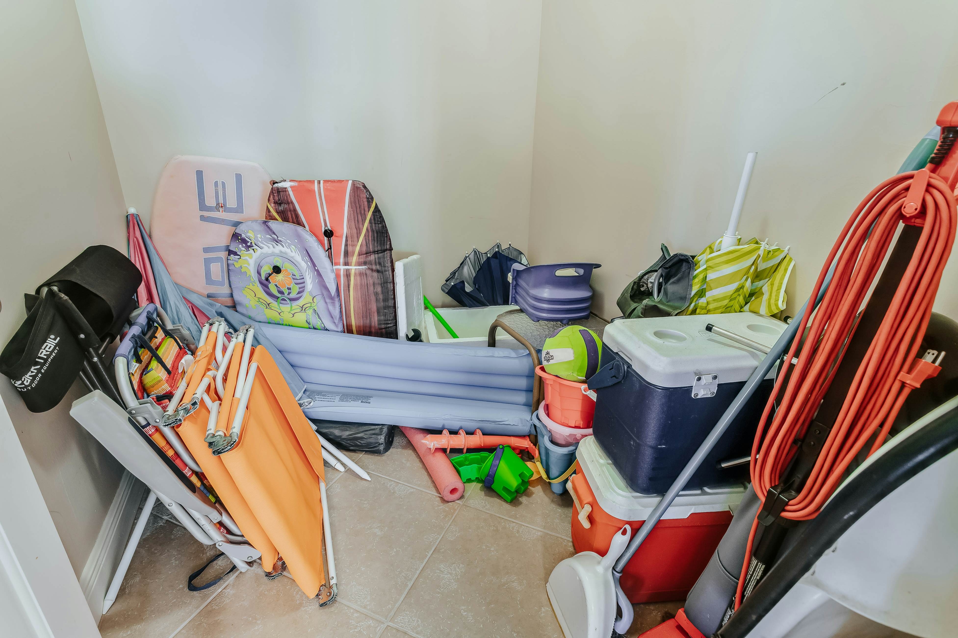 Whitecap Condo Beach View Splendor