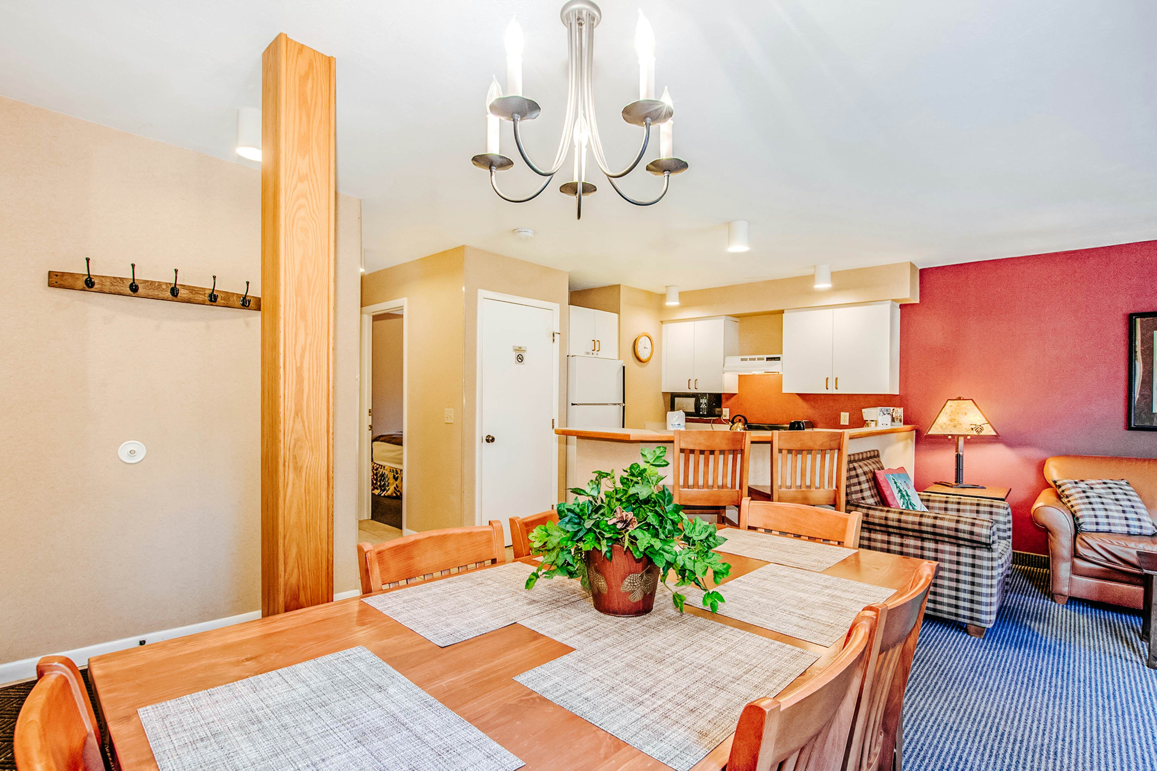 Crystal Mountain Condo -  Wintergreen 535