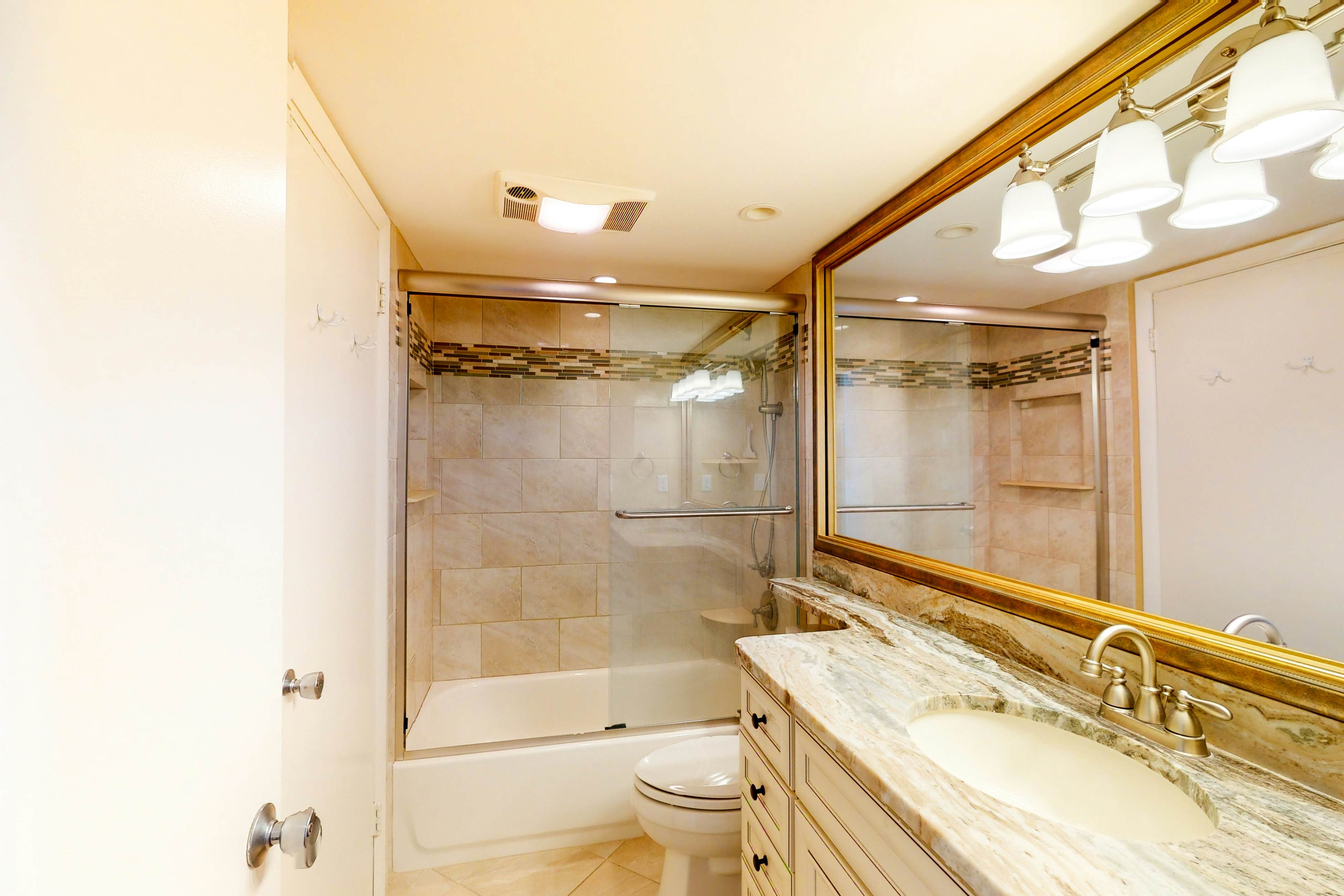 Sea Colony - 1501N Edgewater House Rd